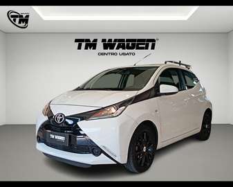 1.0 VVT-i 69 CV 5 porte x-black TSS 2017