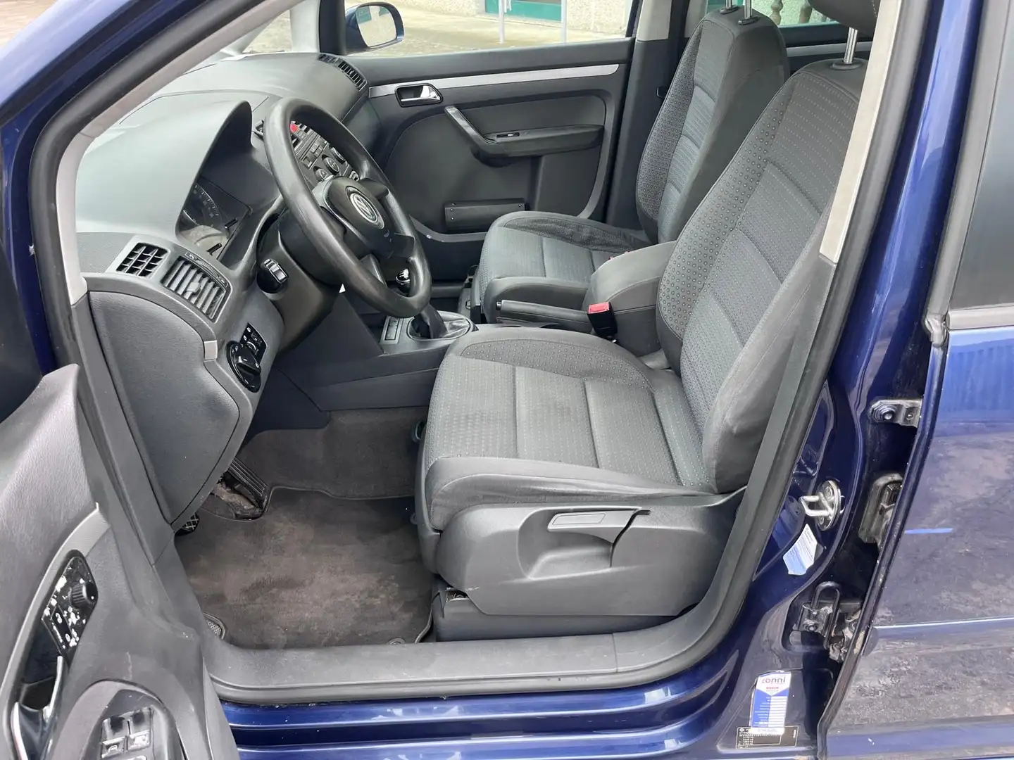 Volkswagen Touran 1.6 Conceptline 102cv - 2