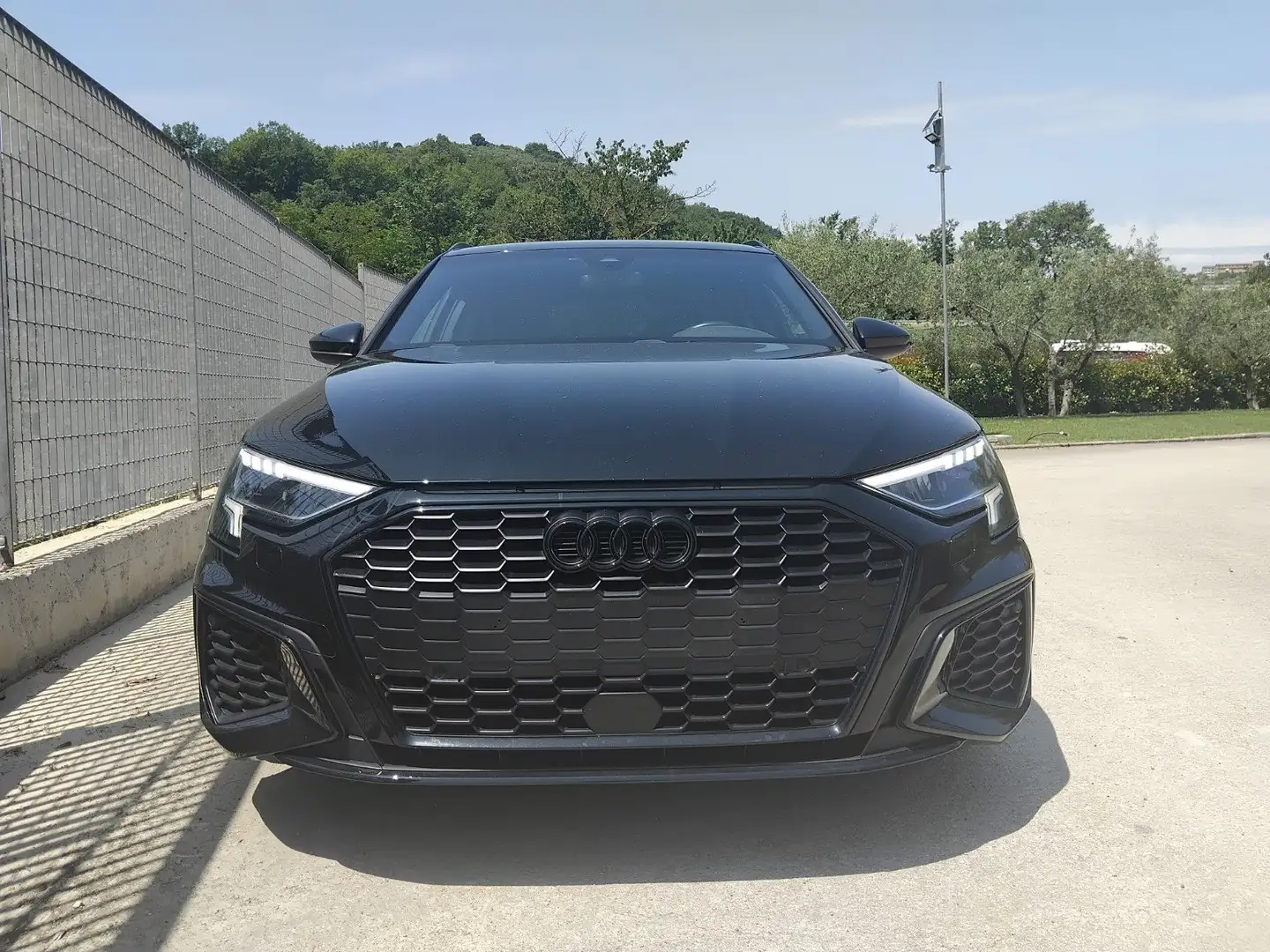 Audi A3 S-Line Black Pack Unipro'-Navi-Retro-Matrix Schwarz - 2