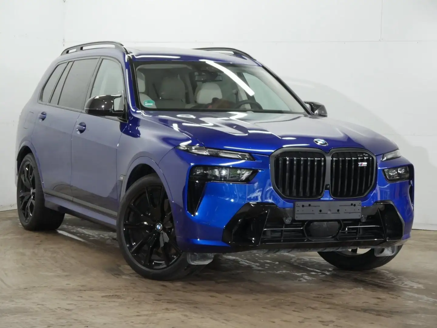 BMW X7 M 60i Panorama Glasdach Sky-Lounge | Sitzbelüftung | Azul - 2