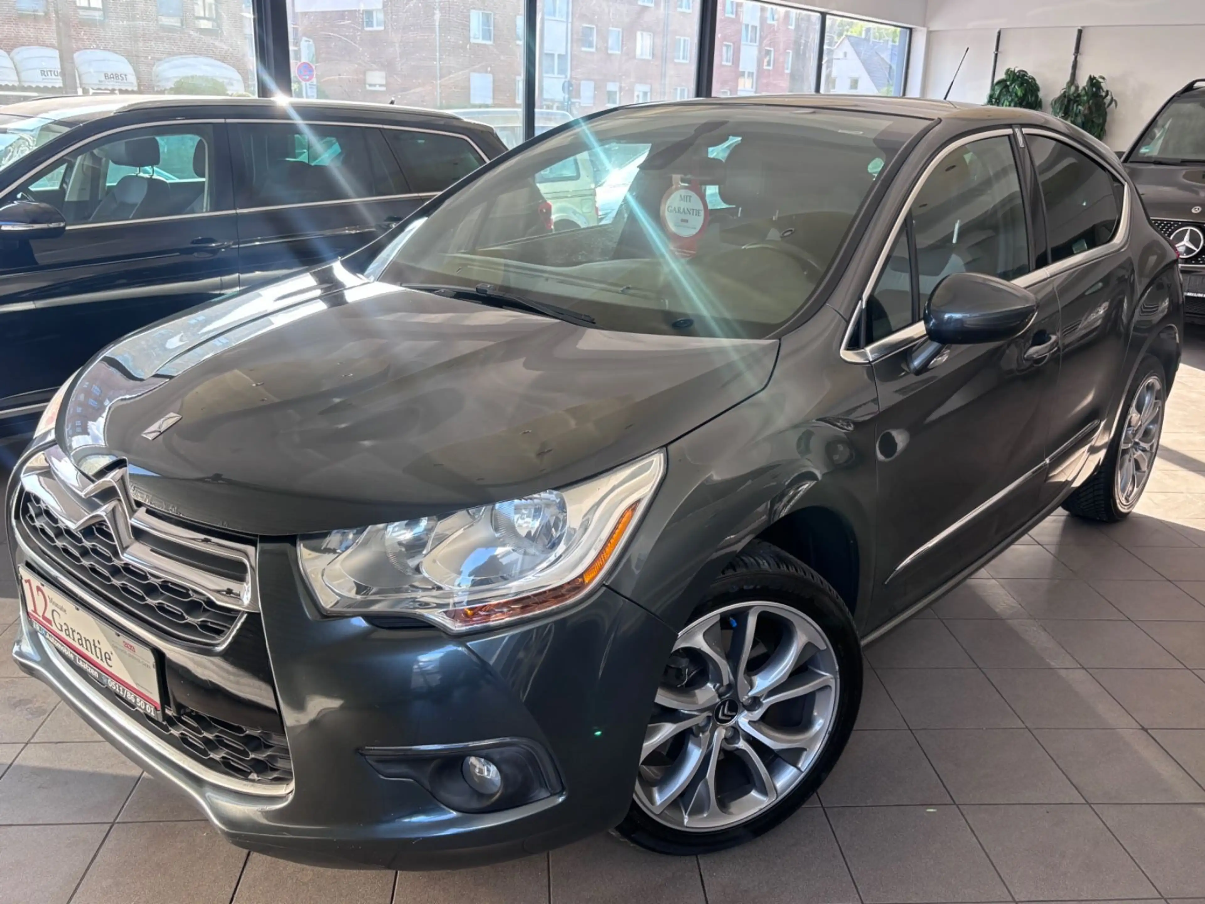 Citroen DS4 SoChic~Automatik~MultiLenkrad~Massage~PDC