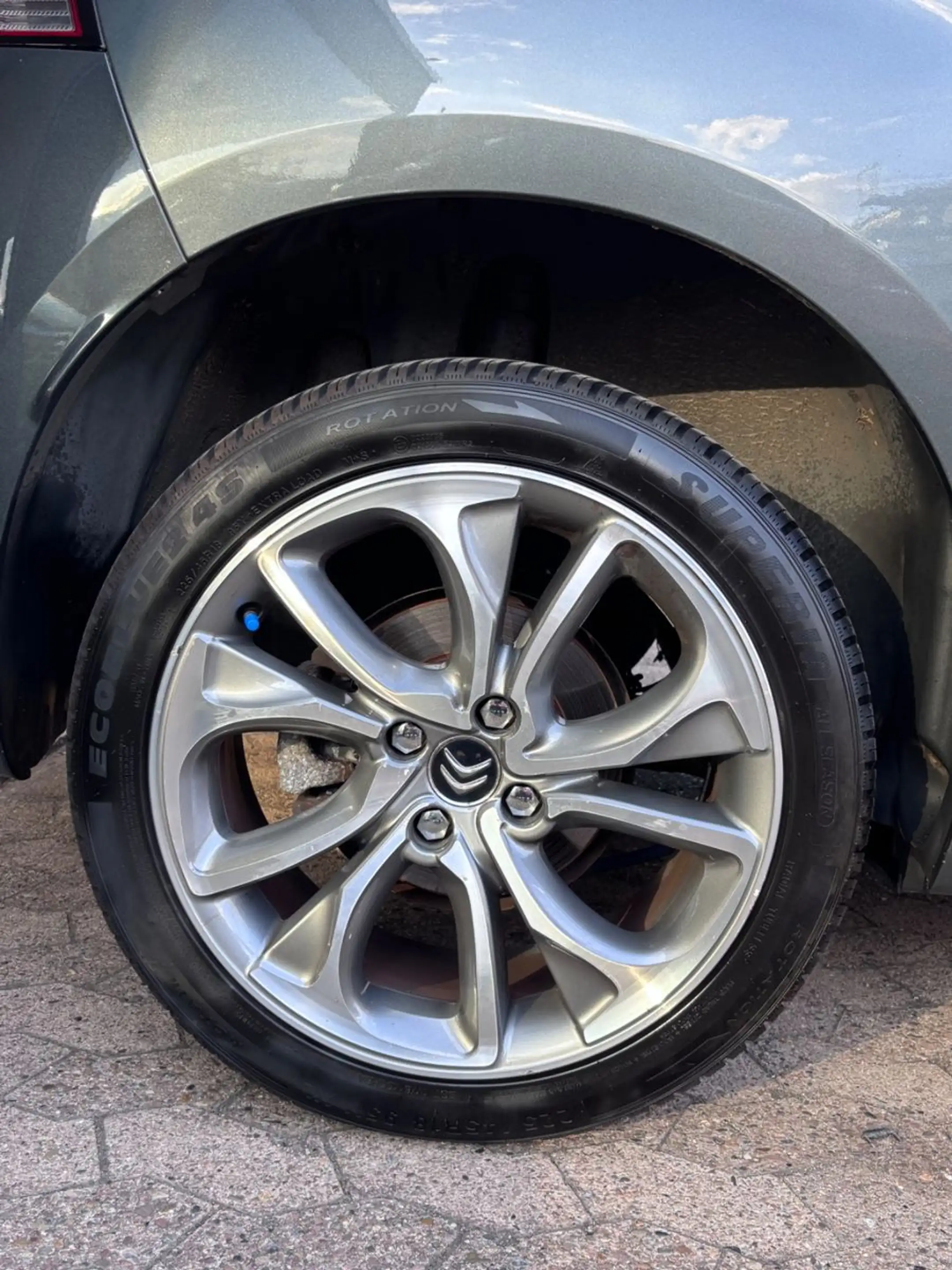 Citroen DS4 SoChic~Automatik~MultiLenkrad~Massage~PDC — photo 21