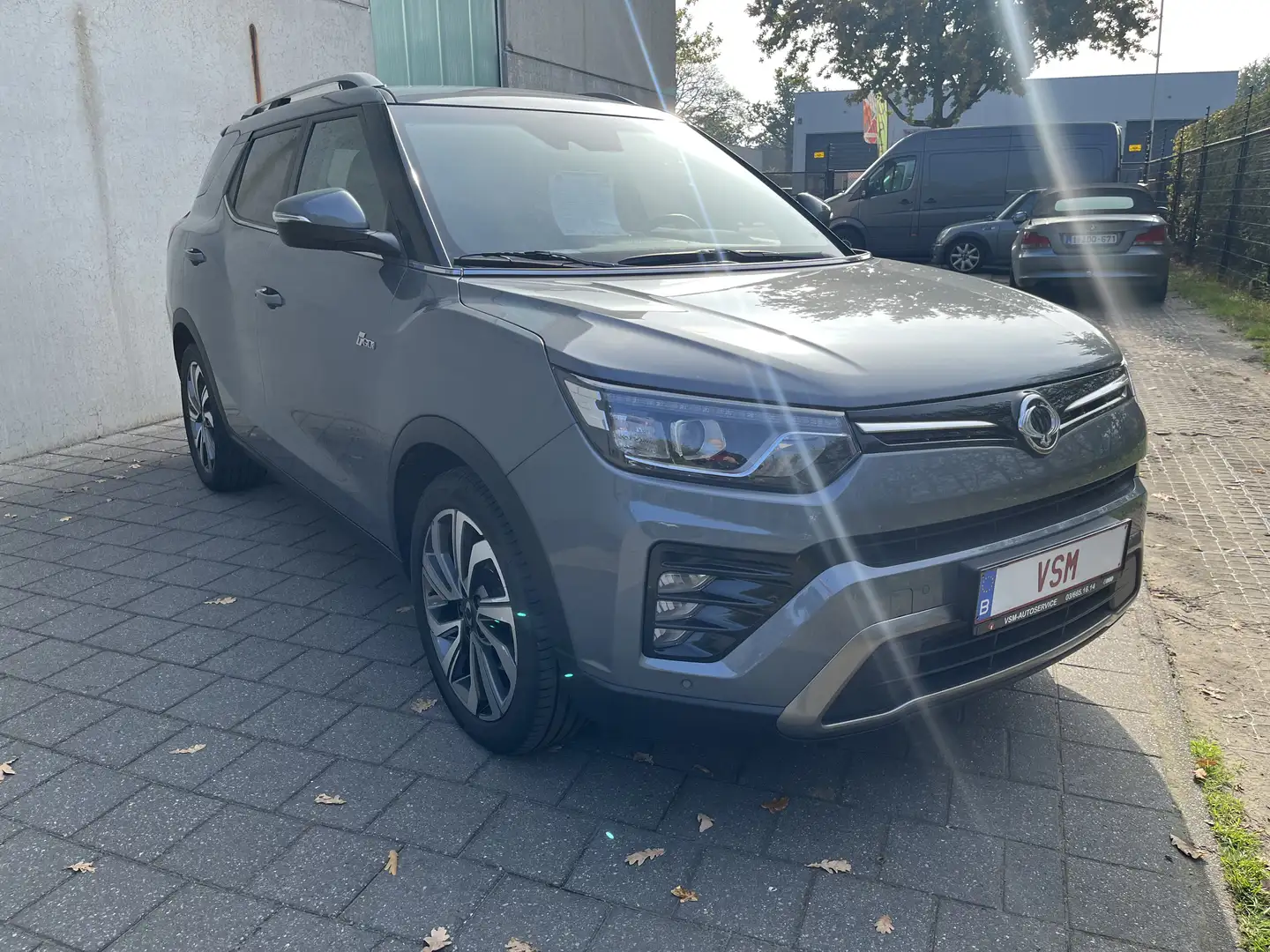 SsangYong Tivoli Tivoli Grand Gris - 1