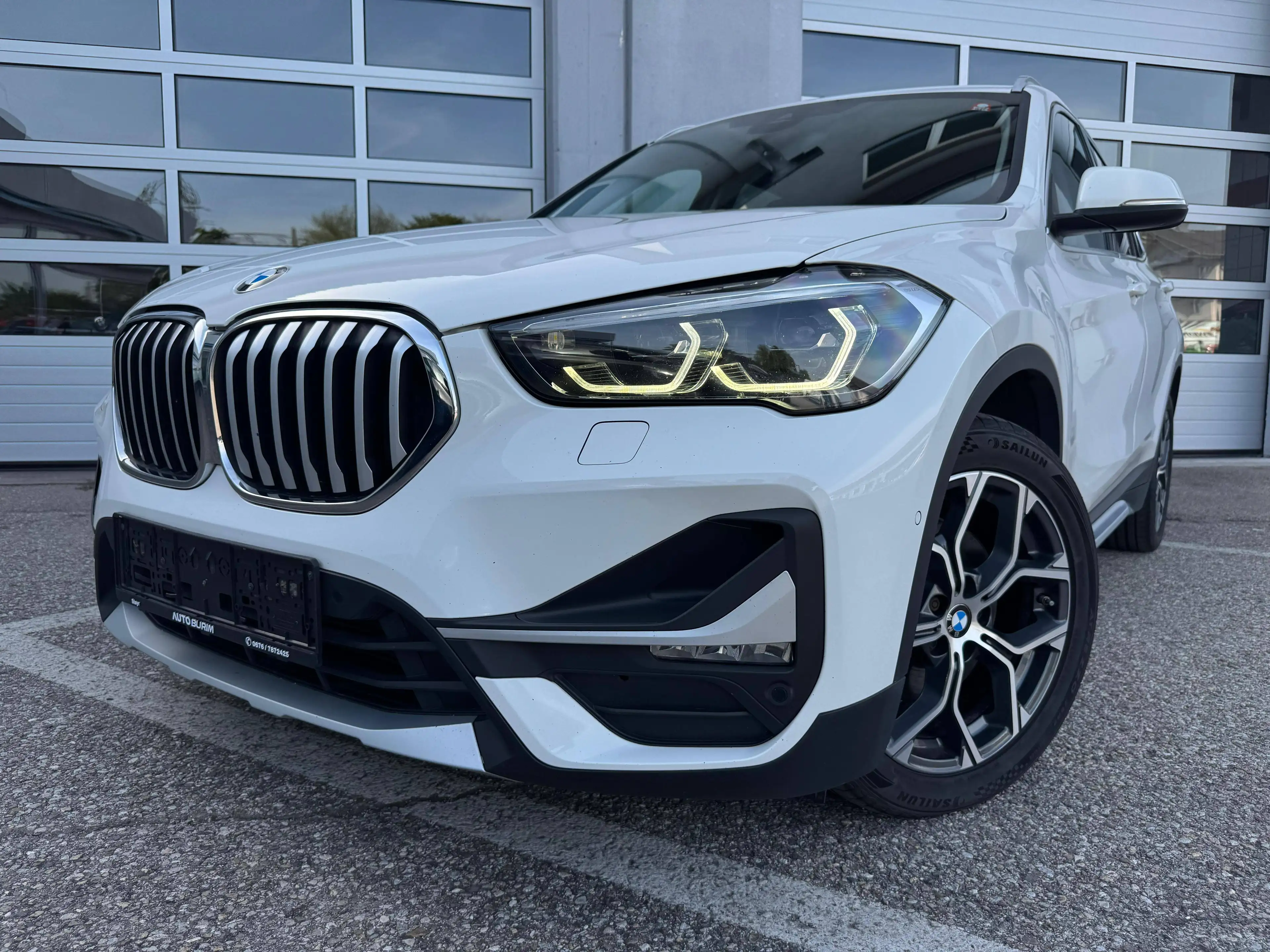 BMW X1 xDrive 18 d xLine/LED-XENON/Navi/Ambiente-Beleuchtung