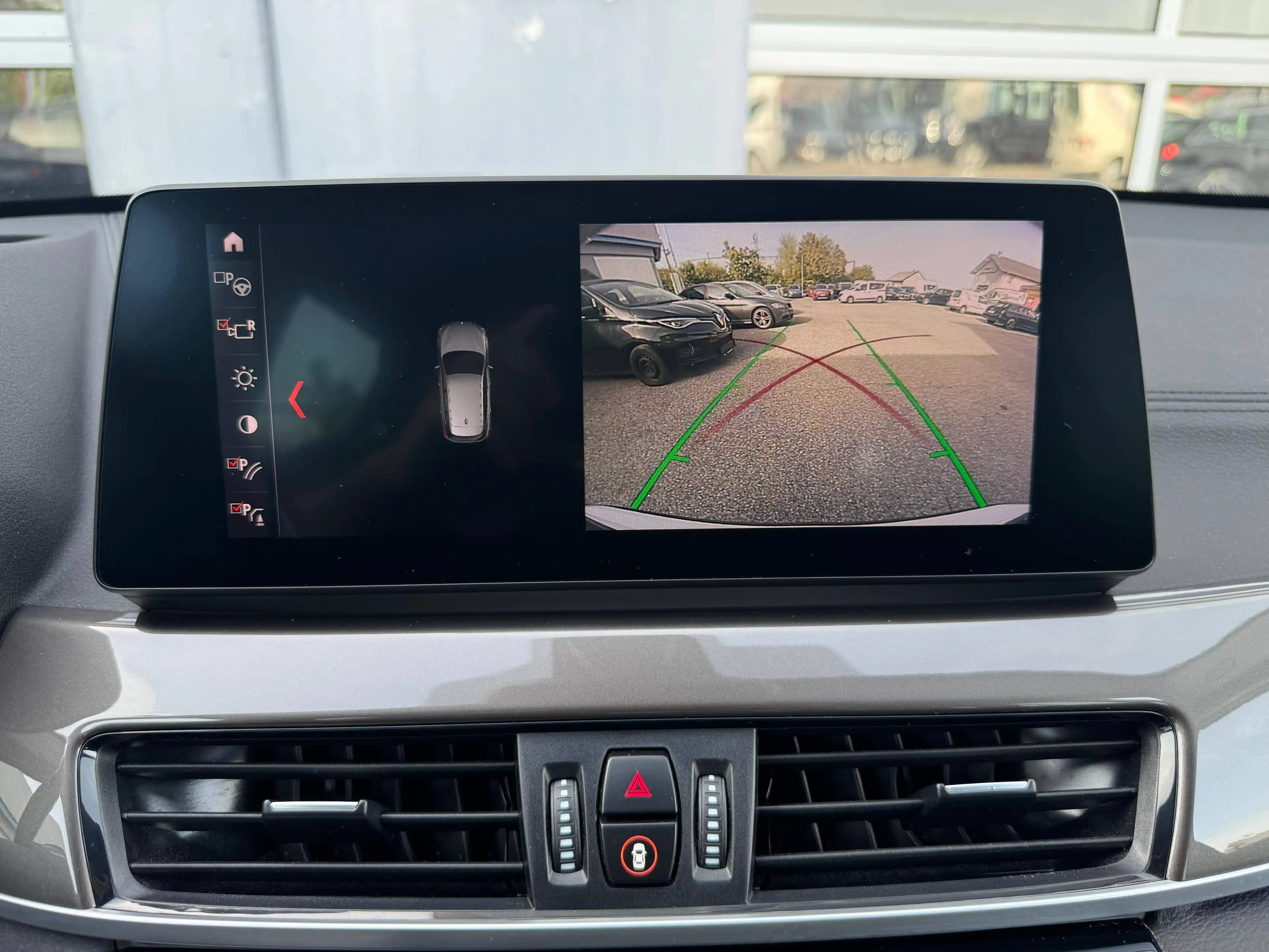 BMW X1 xDrive 18 d xLine/LED-XENON/Navi/Ambiente-Beleuchtung — photo 11