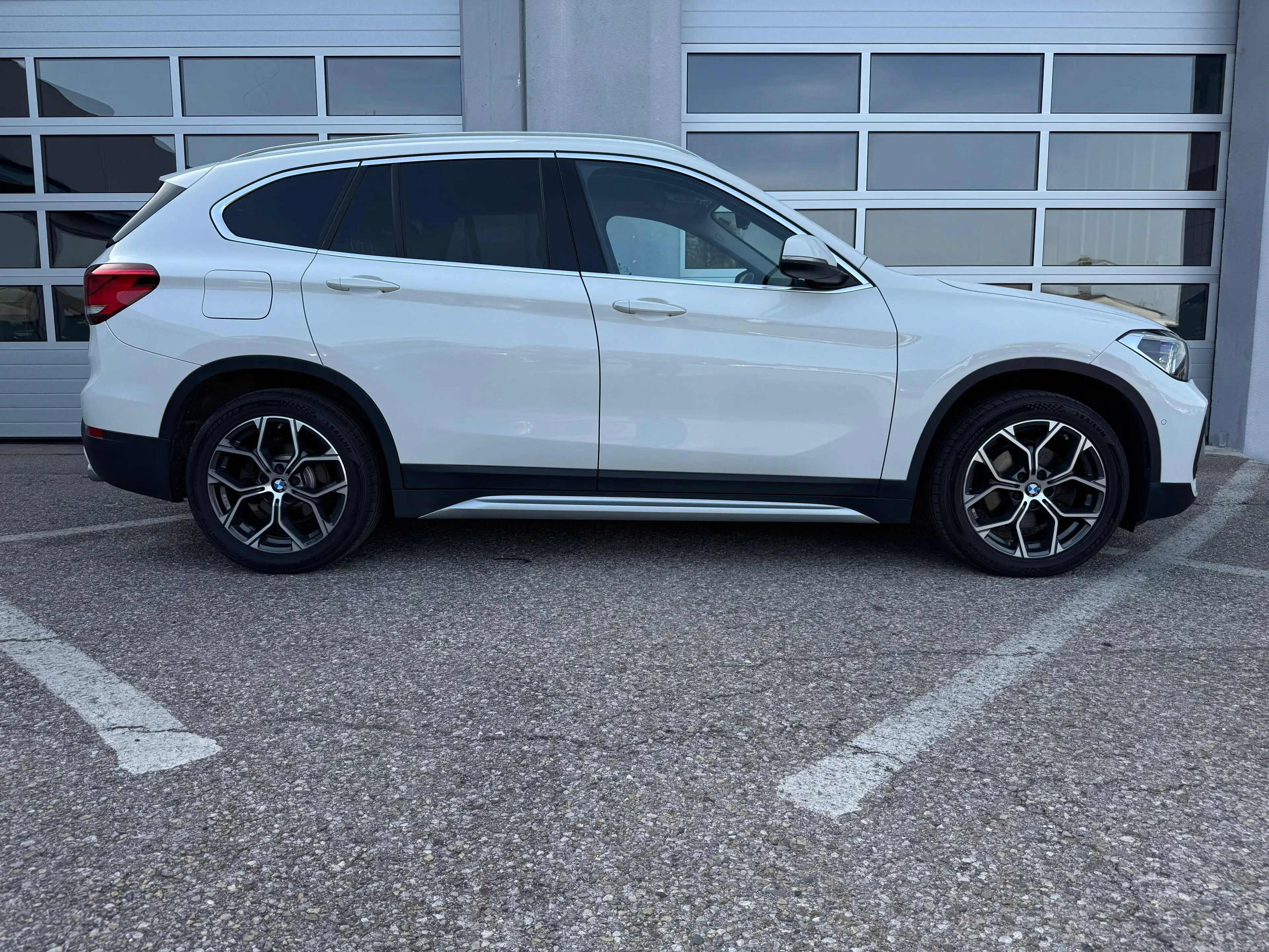 BMW X1 xDrive 18 d xLine/LED-XENON/Navi/Ambiente-Beleuchtung — photo 8