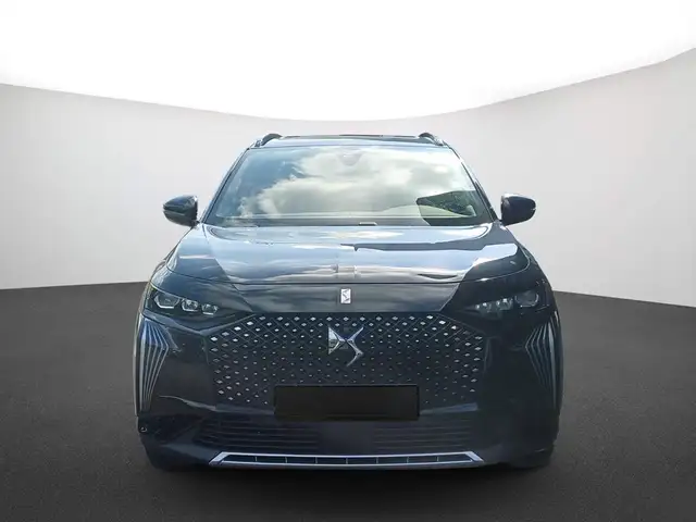DS Automobiles DS 7 Crossback view 2
