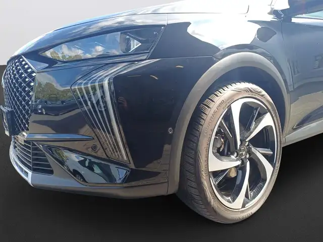 DS Automobiles DS 7 Crossback view 9