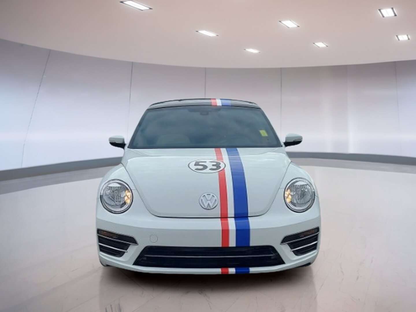 2019 Volkswagen Beetle Wolfsburg Edition — снимка 1