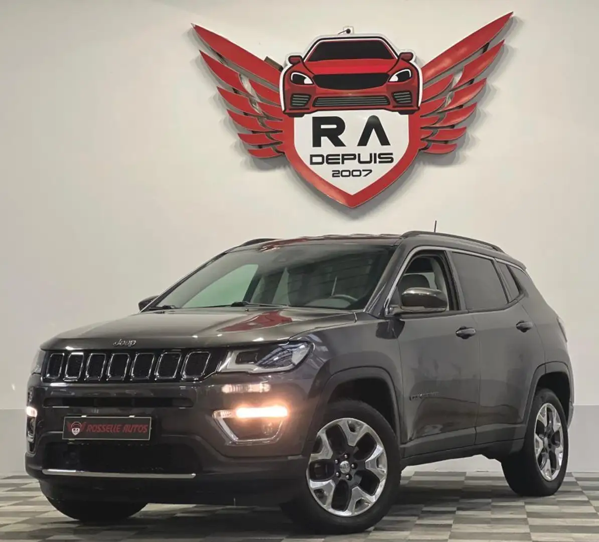 Jeep Compass LIMITED 4X4 170CH 1ER Grau - 2