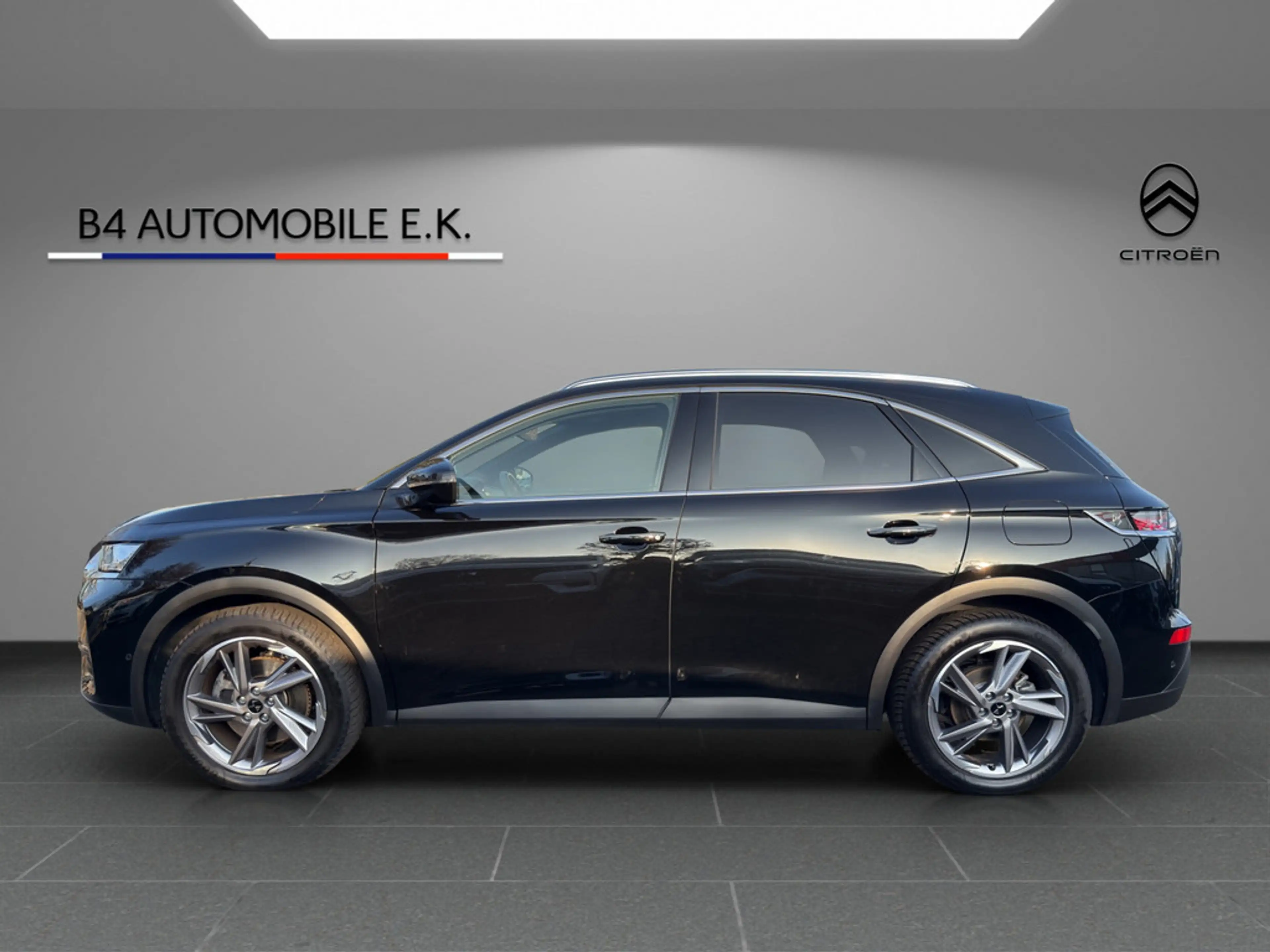 DS Automobiles DS 7 1.6 E-Tense 225 Grand Chic — photo 8