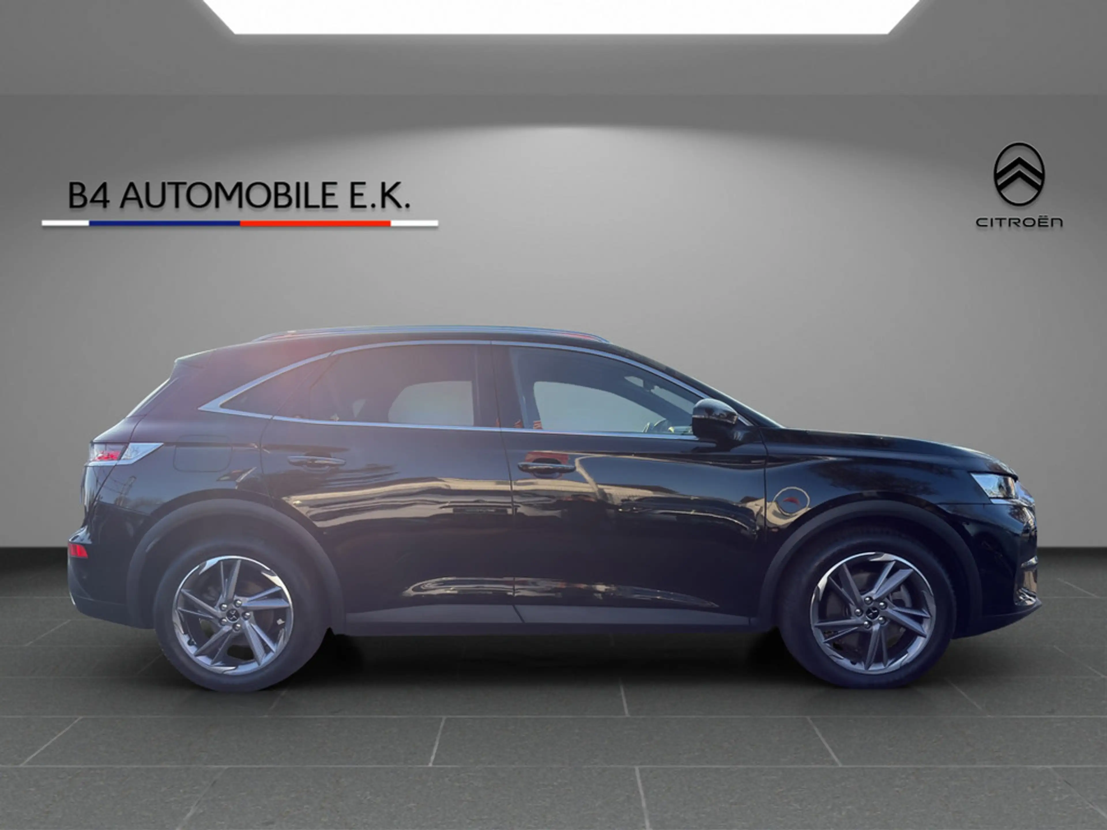 DS Automobiles DS 7 1.6 E-Tense 225 Grand Chic — photo 4