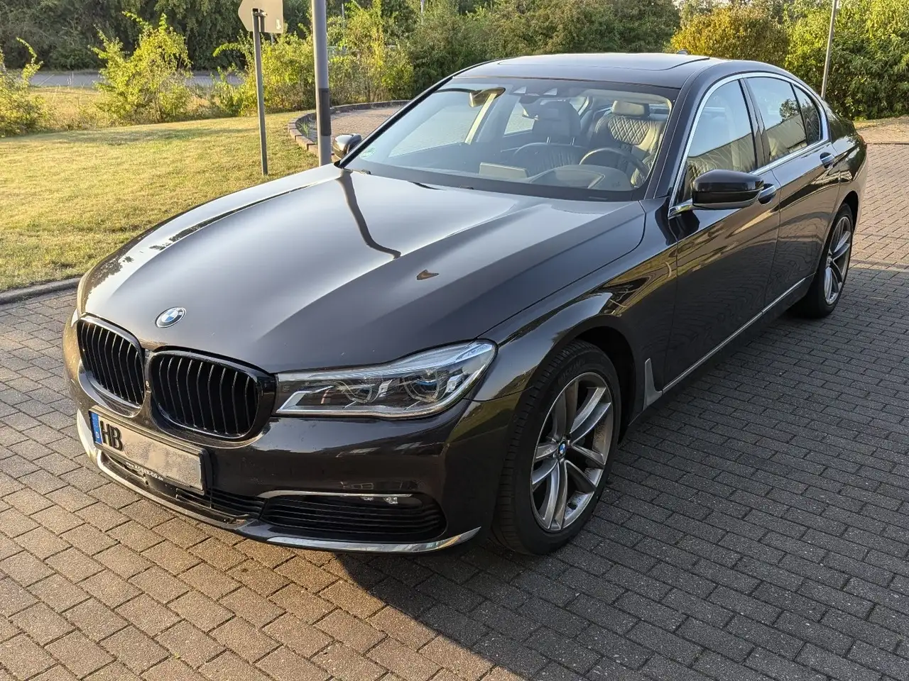 BMW 740