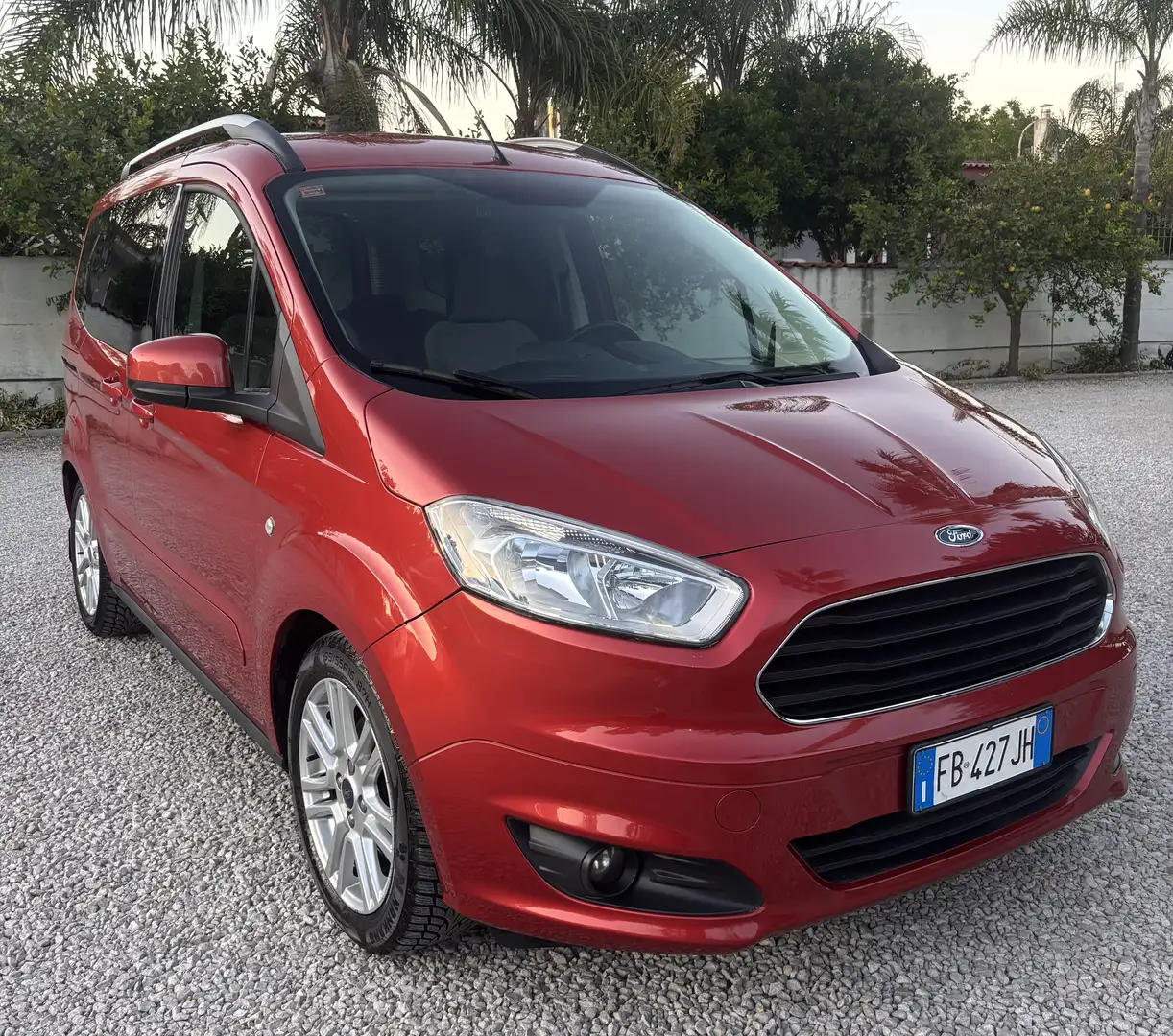 Ford Tourneo Courier Tourneo Courier 5 Posti Oranžová - 1