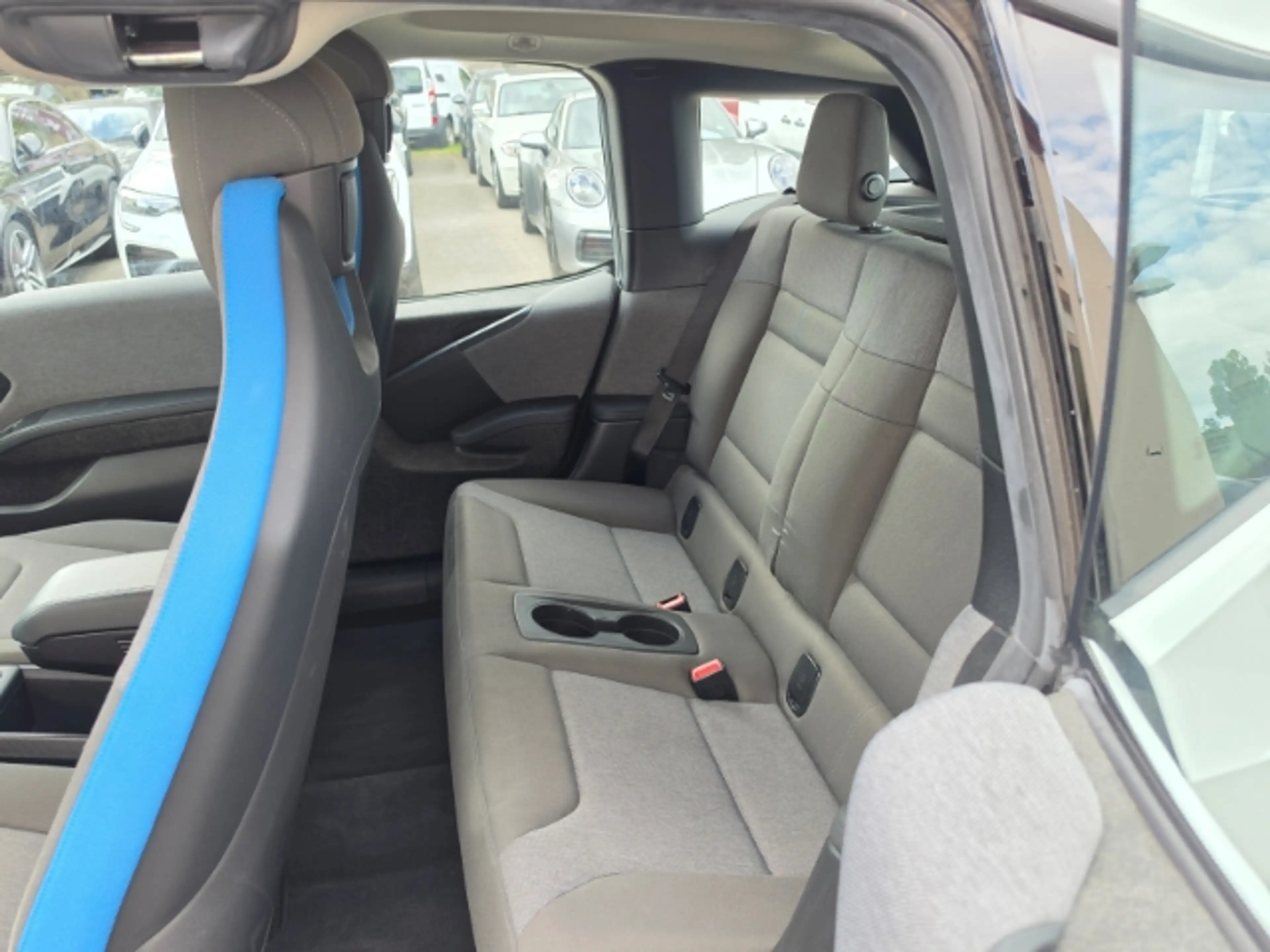 BMW i3 Navi Apple CarPlay Android Auto Klimaautom Fahrerp — photo 8
