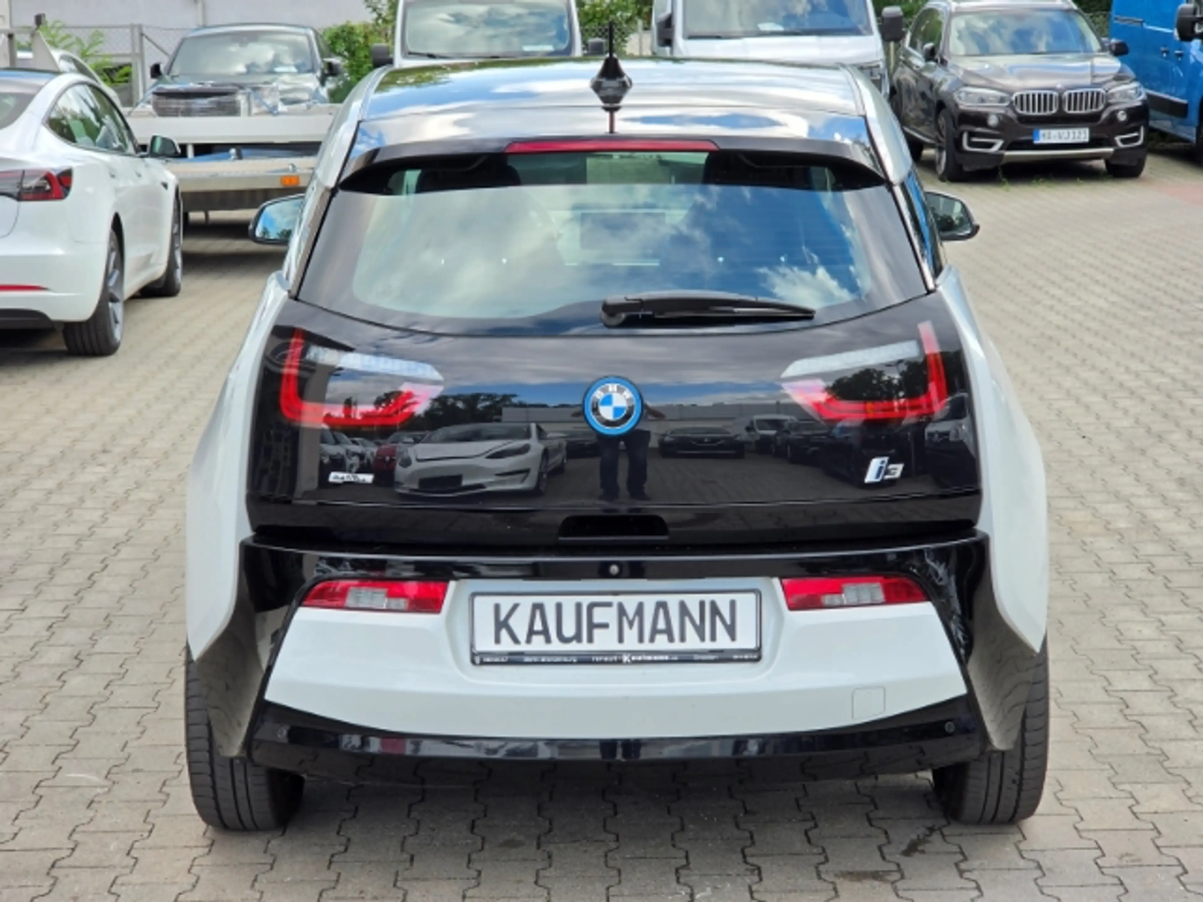 BMW i3 Navi Apple CarPlay Android Auto Klimaautom Fahrerp — photo 5
