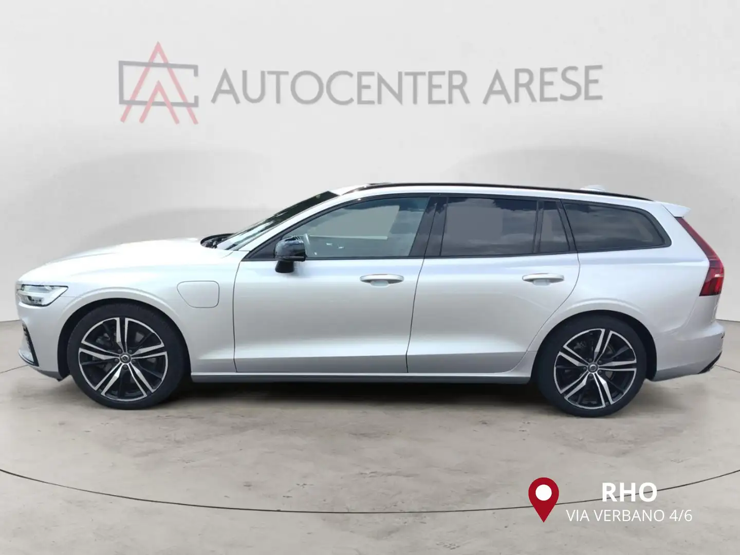 Volvo V60 T6 Recharge AWD-Autom Plug-in Hybrid R-design Stříbrná - 2