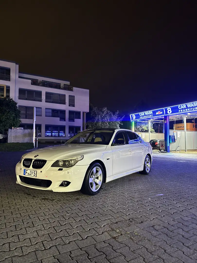 BMW 520 E60 M Paket - 1