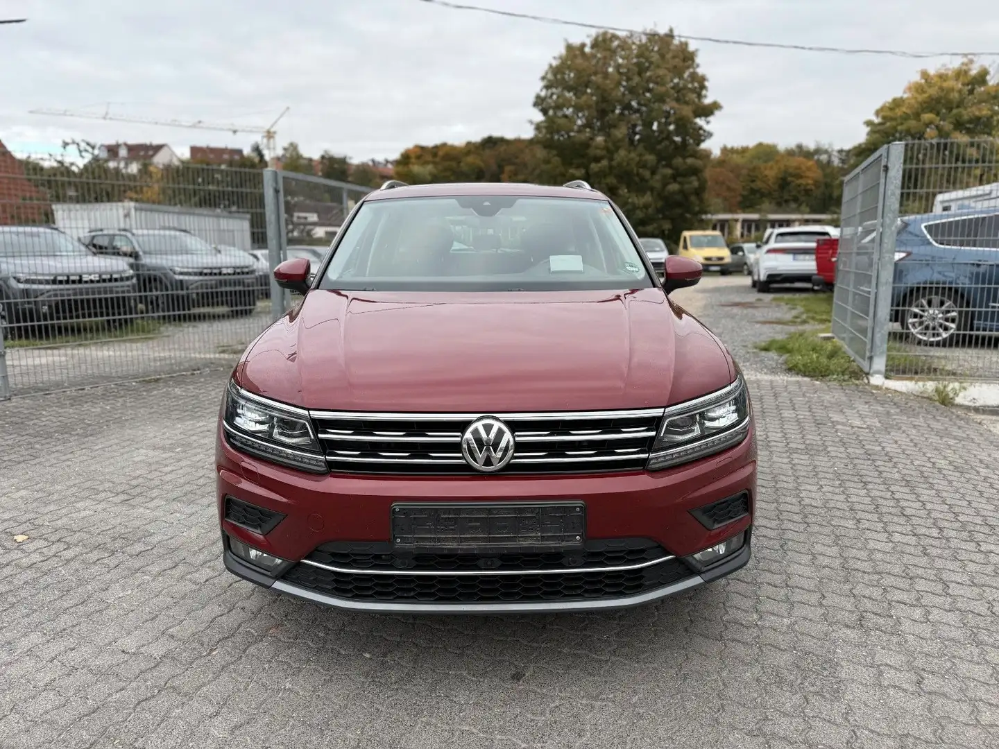 Volkswagen Tiguan Highline 4Motion HuD AHK Pano. LED Navi+ Rojo - 2