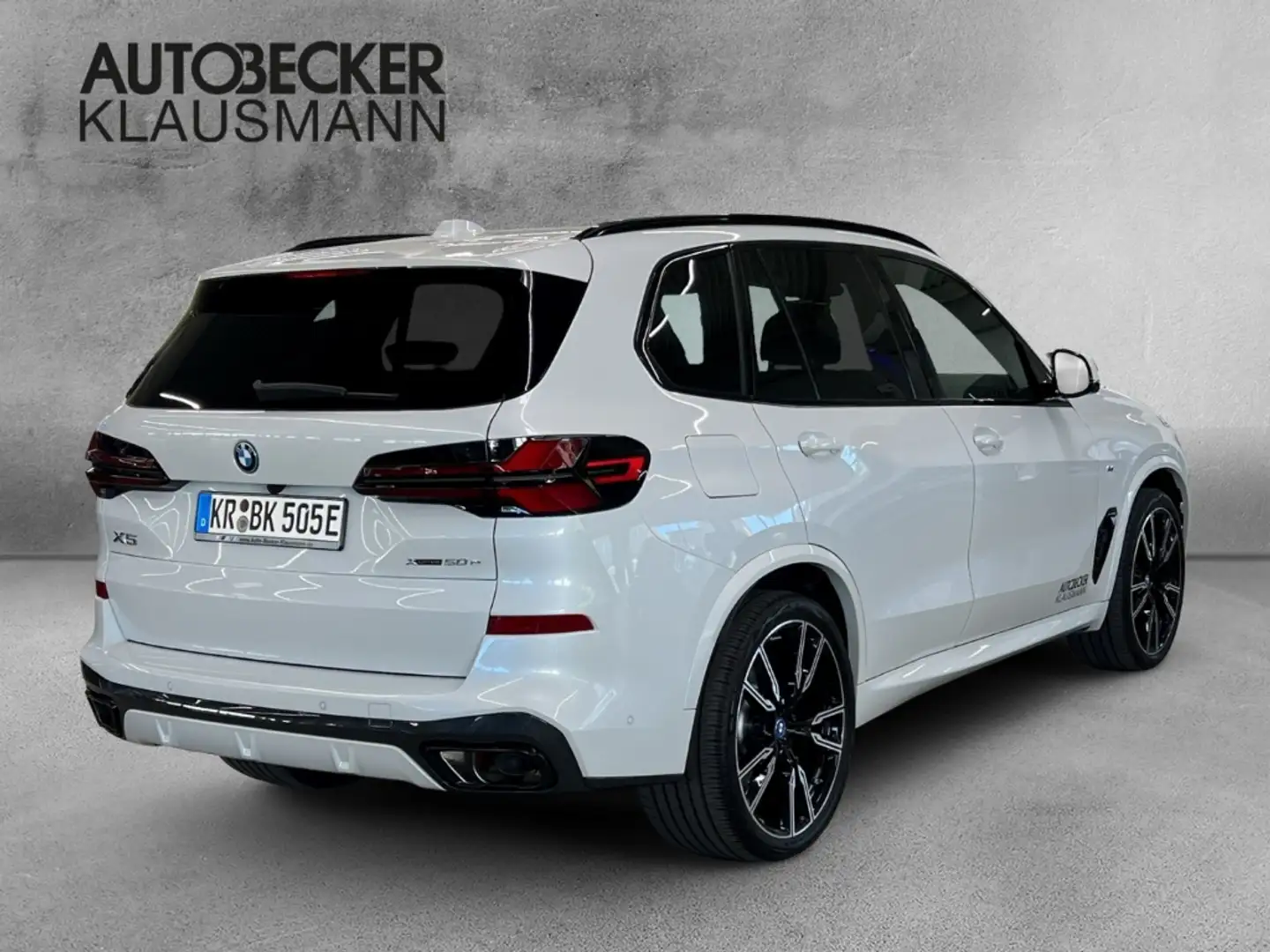 BMW X5 xDrive50e M Sport Pro Sportpaket HUD Luftfederung Weiß - 2