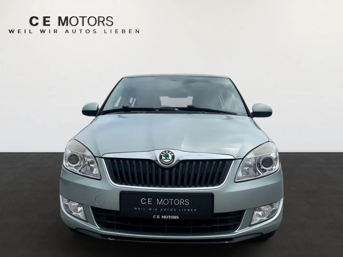 Skoda Fabia Elegance 1,2 | Schiebedach | Serviceheft voll Grau - 2
