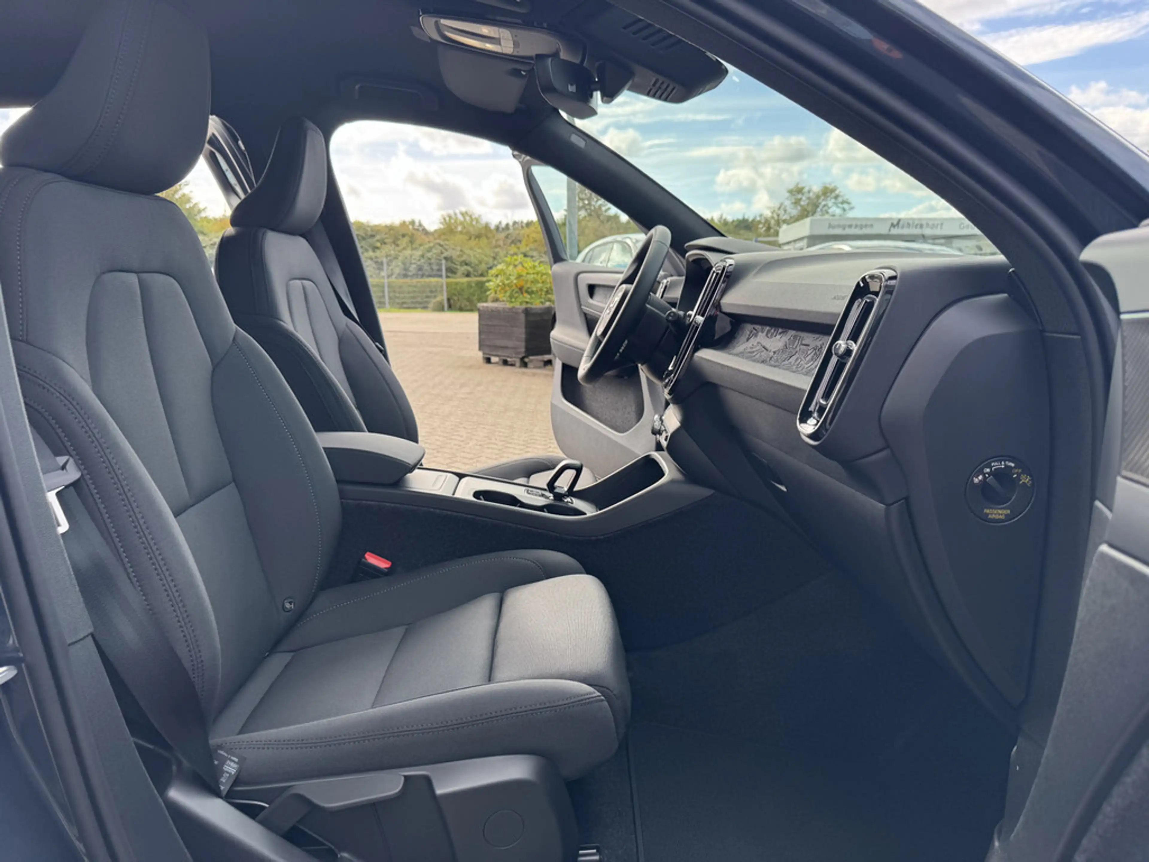 Volvo EX40 Plus, Twin Motor, Electric — photo 9