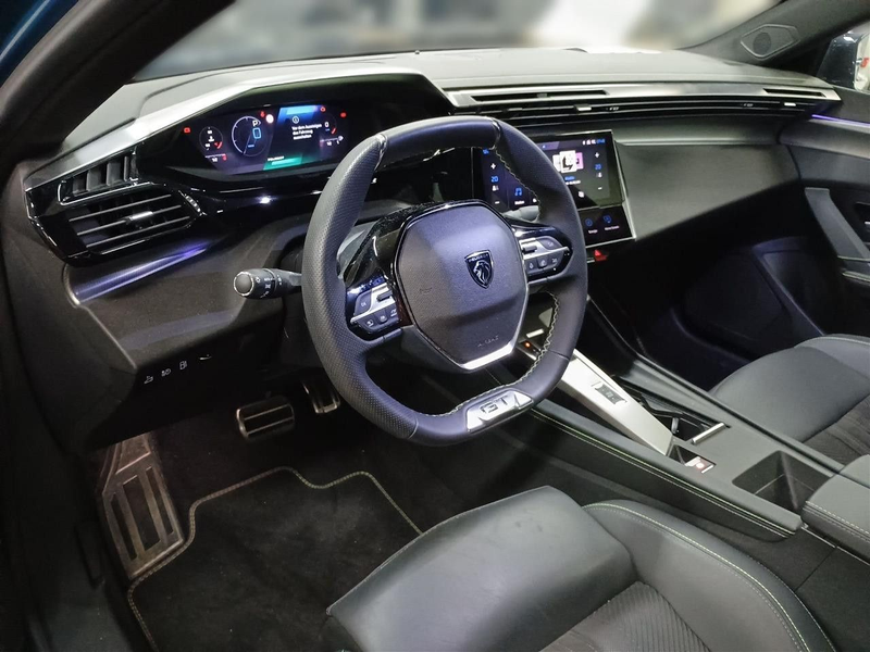 Peugeot 408 GT Plug-In Hybrid AT8 225PS*360°KAMERA*AHK* — photo 12
