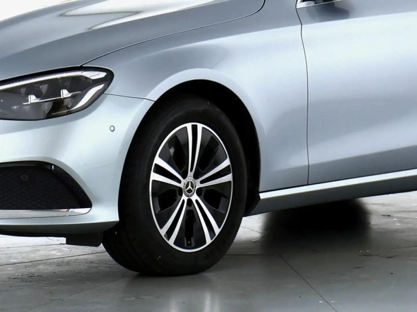 Mercedes-Benz E 220 T-Modell T d, Avantgarde, Rückfahrkam., MBUX Pr... Argent - 2