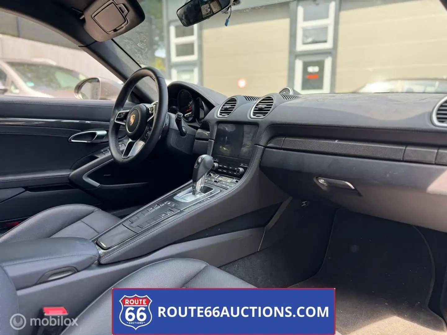 Porsche Cayman | 2024 | Route 66 Auctions Zwart - 2