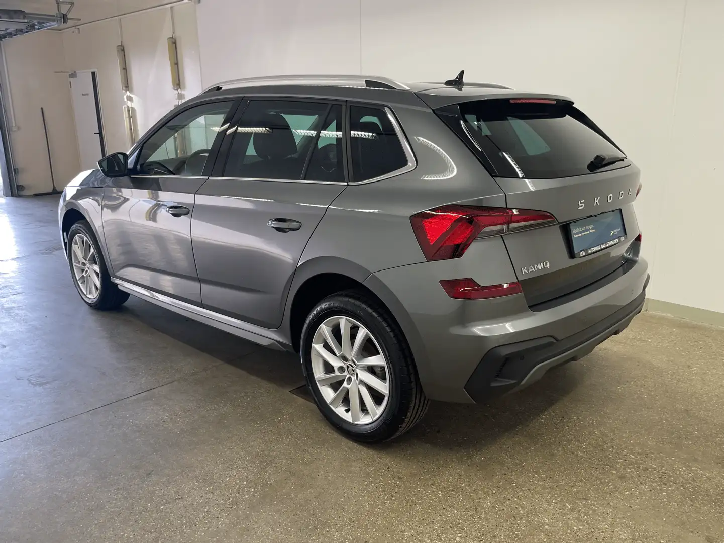 Skoda Kamiq Selection TSI DSG Grau - 2