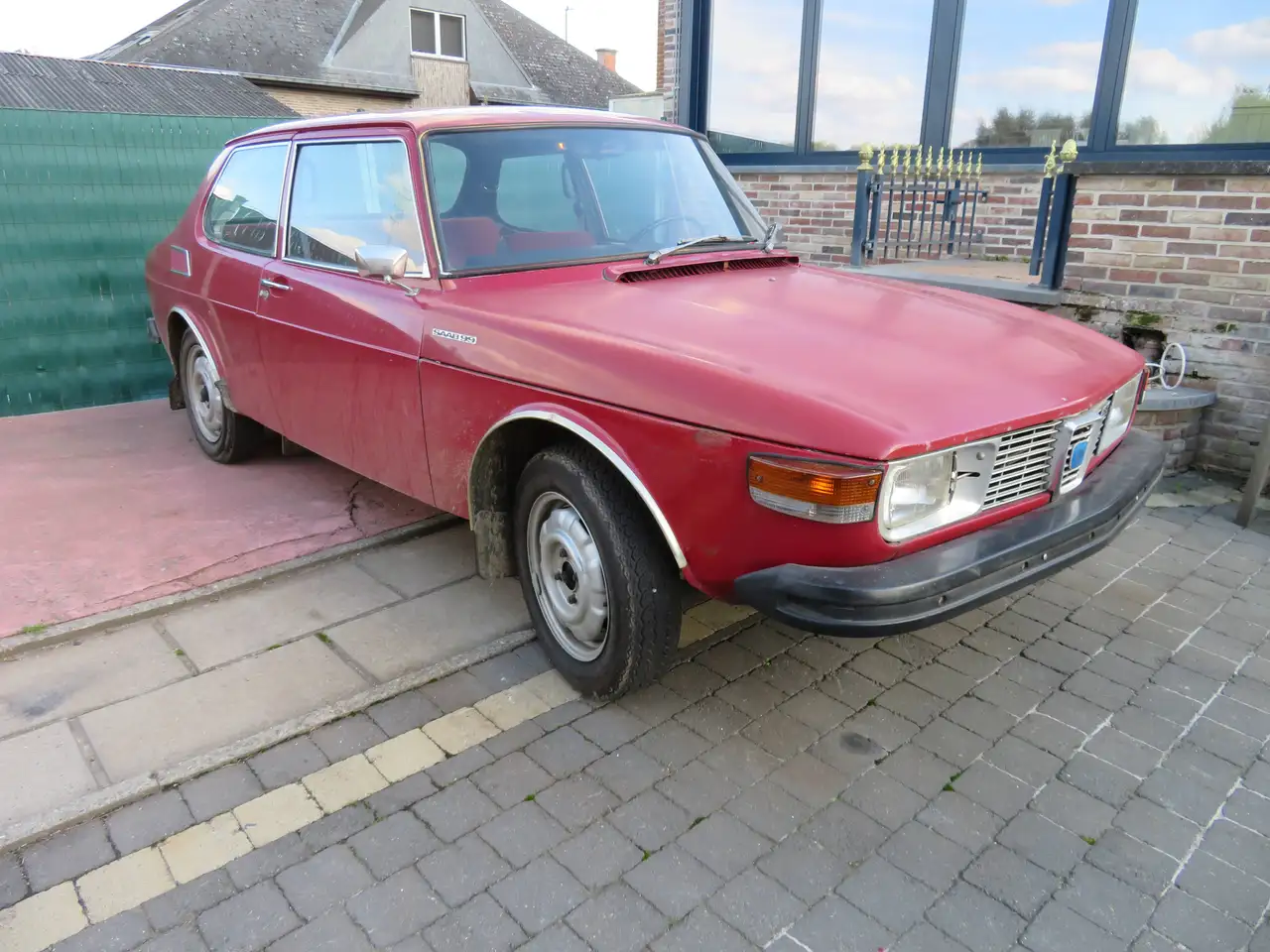 SAAB 99, foto 2