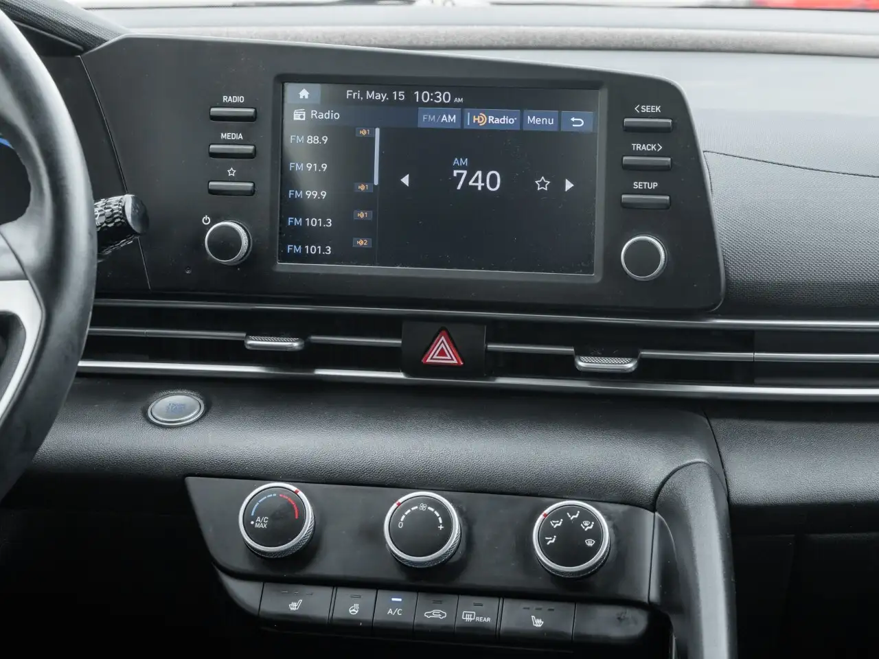 Hyundai ELANTRA снимка Hyundai ELANTRA