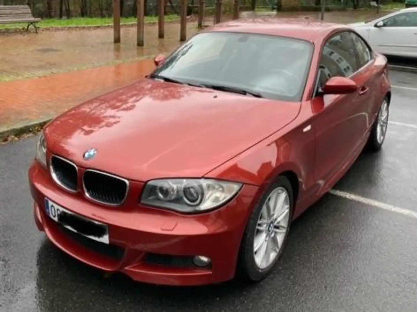 BMW 123 123d Coupé Orange - 1