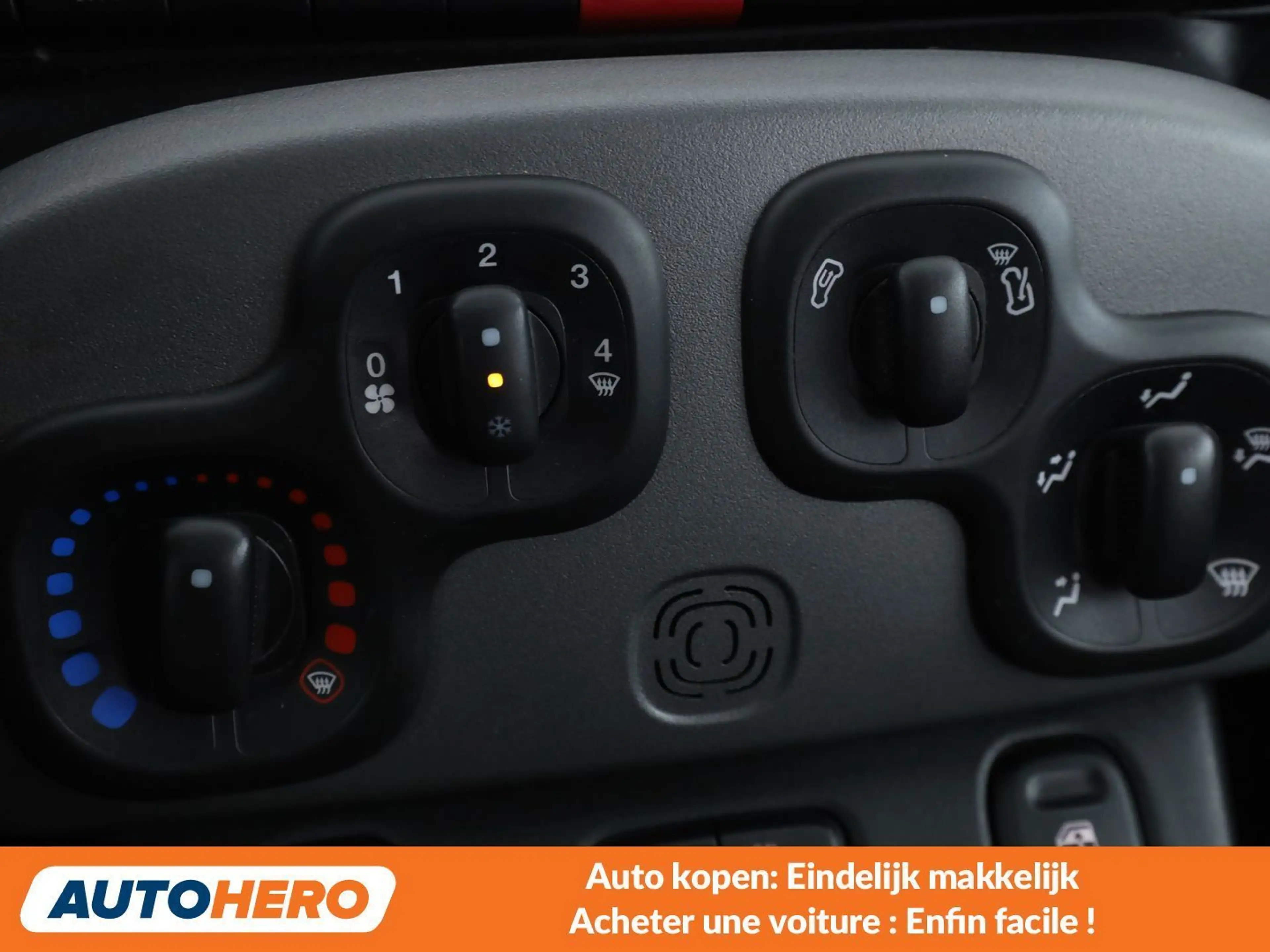 Fiat Panda 1.2 Lounge — photo 9