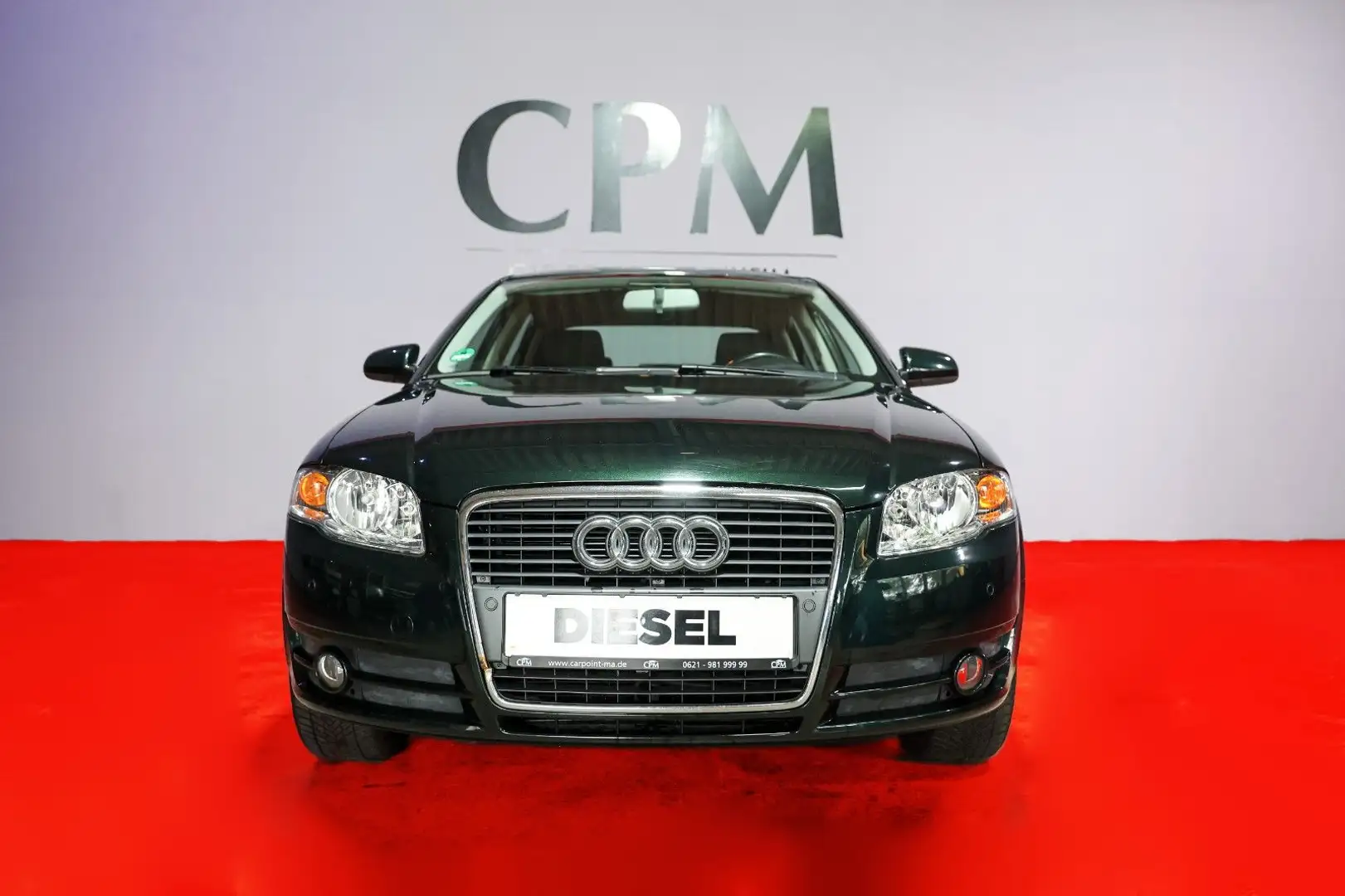Audi A4 LIM. 2.0 BENZINER MFL PDC NAVI TÜV 03/2027 Groen - 2