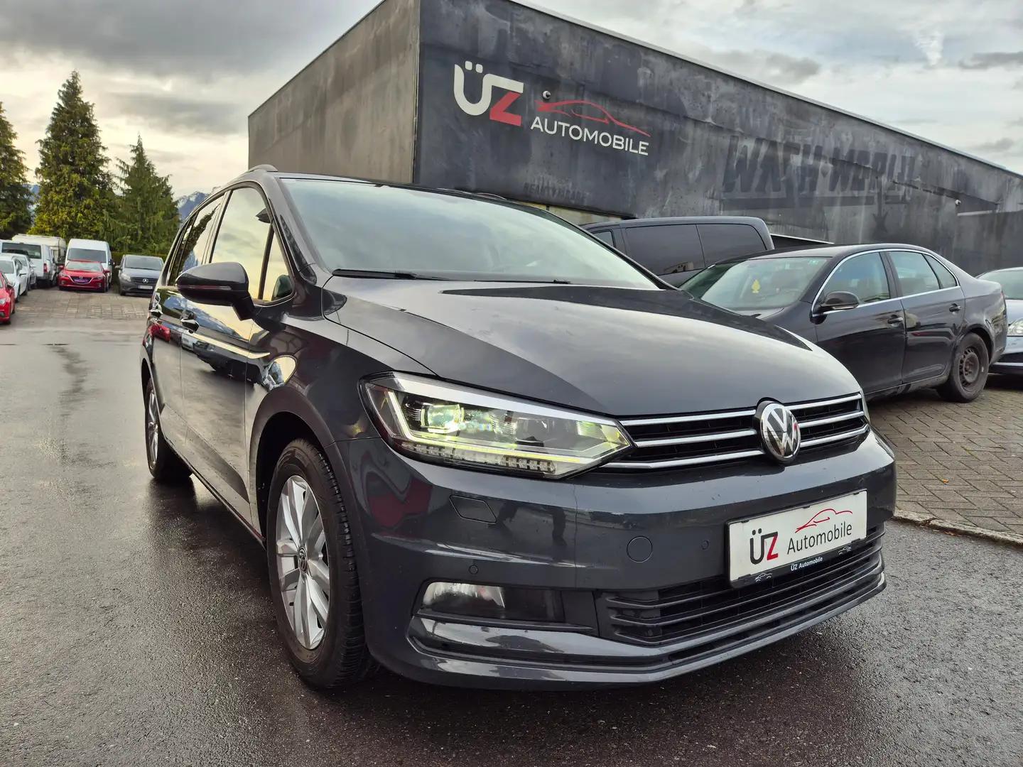 Volkswagen Touran *** NAVI *** Comfortline BMT/Start-Stopp Grau - 2