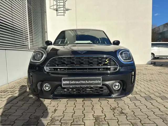 MINI Cooper Countryman Mini Countryman 1.5 Cooper SE Untamed all4 auto