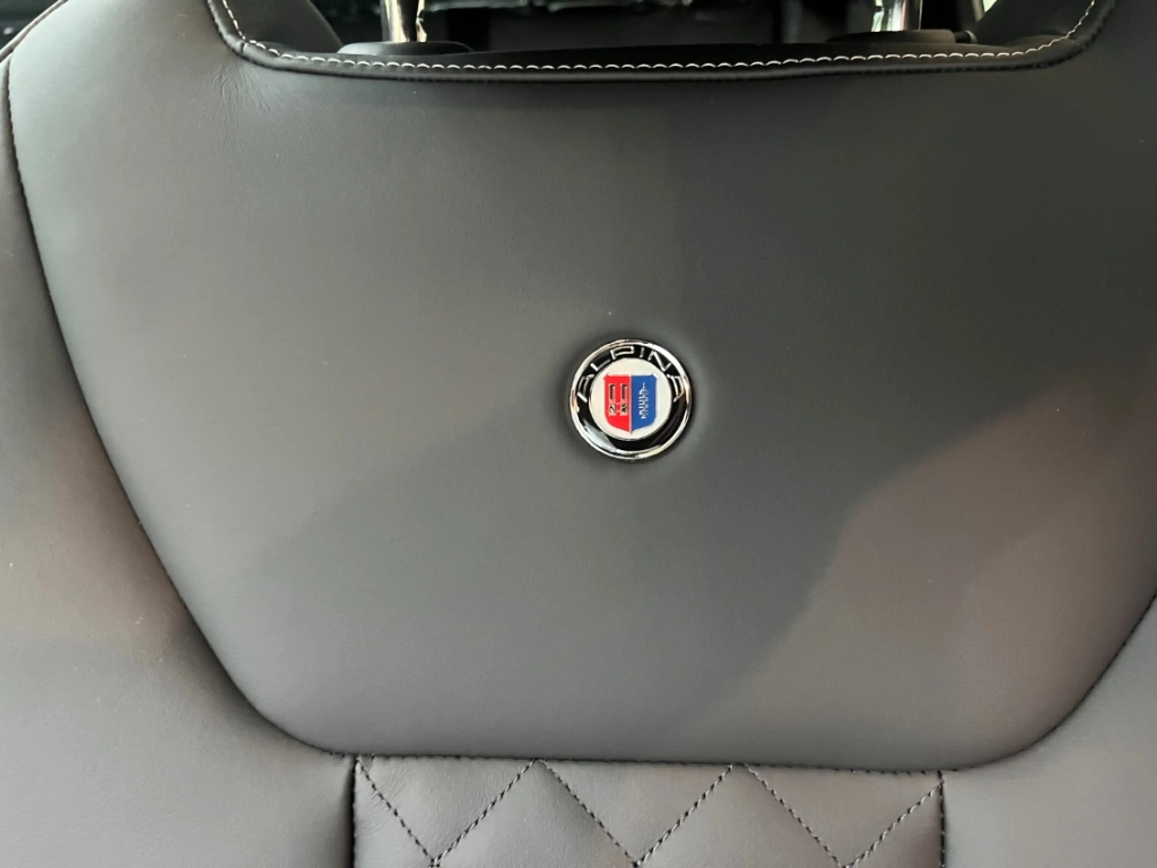 Alpina D3 Touring HUD AD StandHZG AHK-klappbar AHK Navi Lede — photo 9