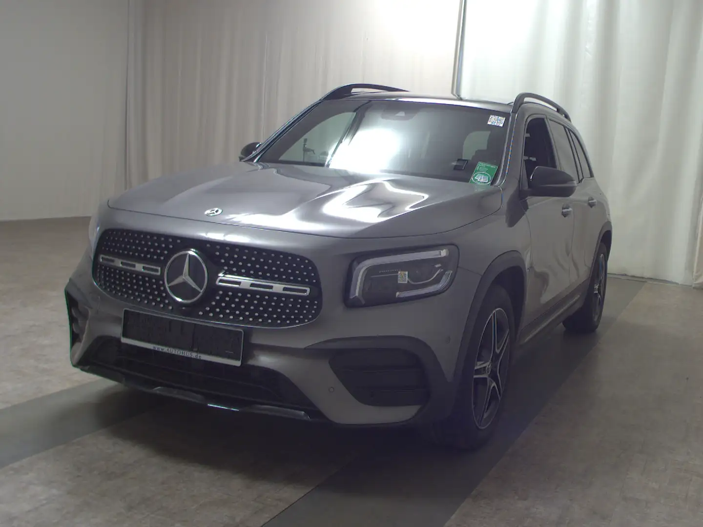Mercedes-Benz GLB 220 d AMG-Line Night Navi Pano MB-LED Sound Grau - 2