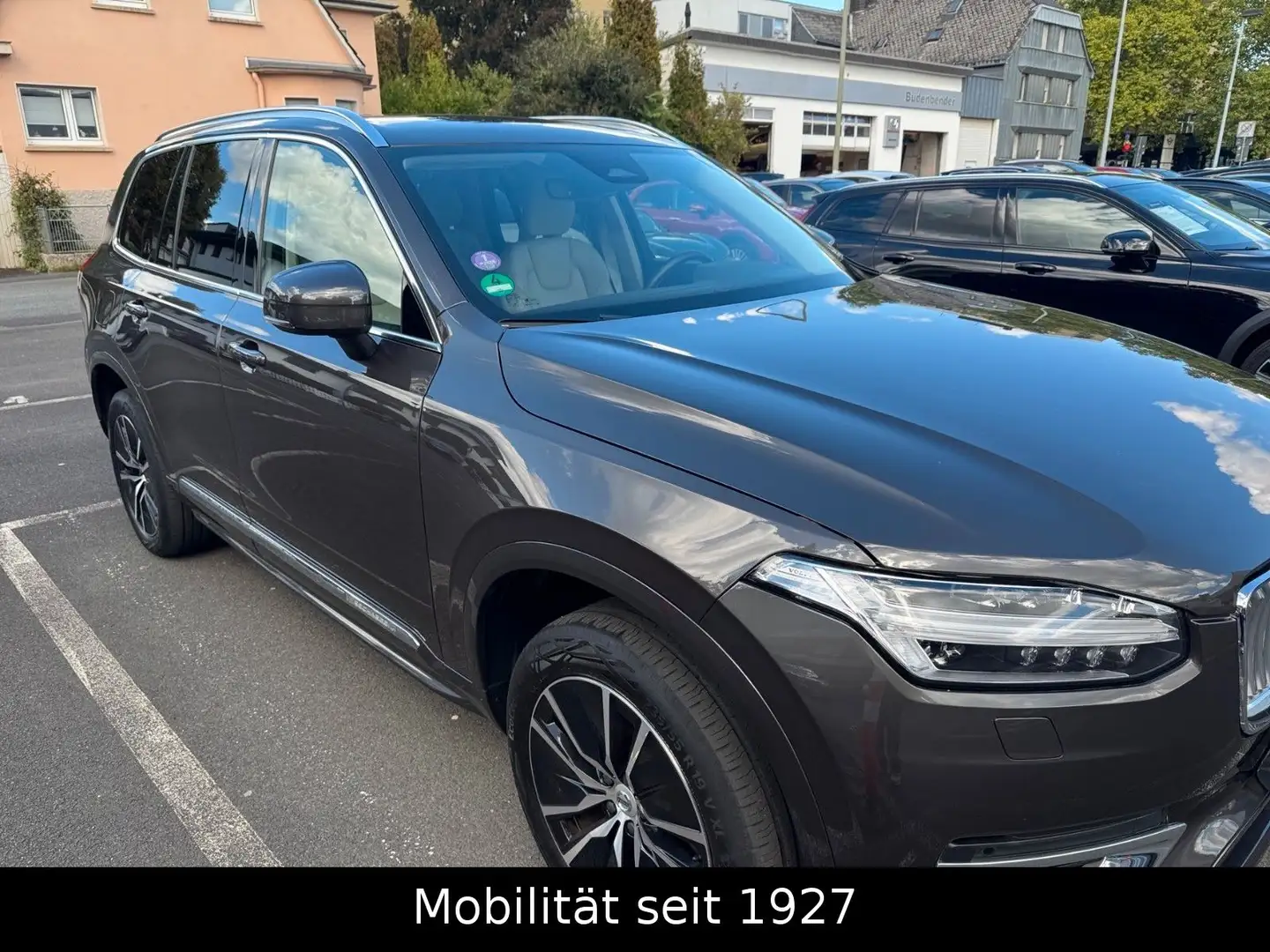Volvo XC90 Recharge Plug-In Hybrid AWD Gris - 2