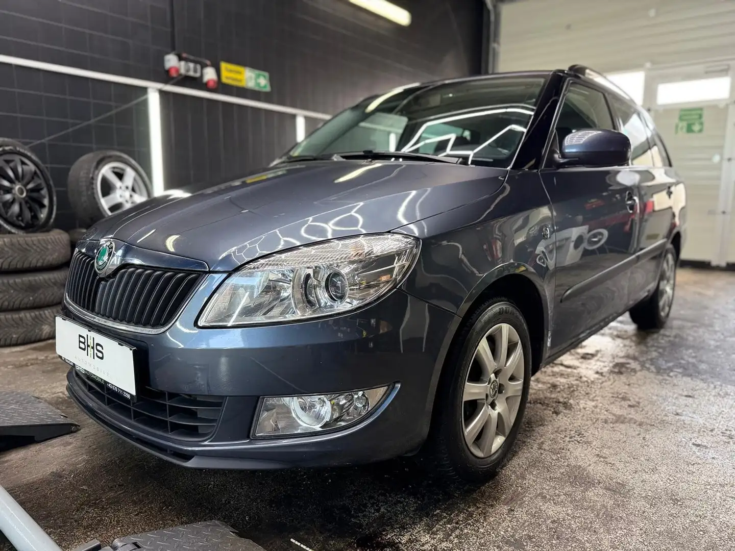 Skoda Fabia Elegance *GARANTIE* Gris - 1