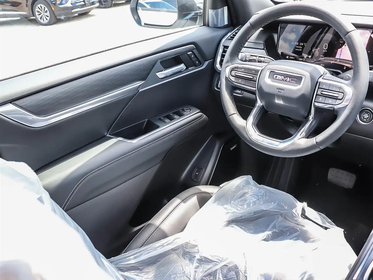 GMC Acadia снимка GMC Acadia