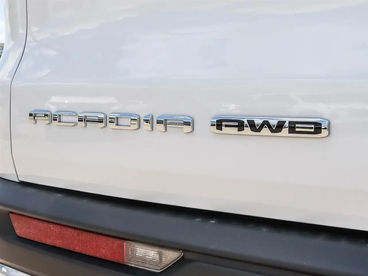 GMC Acadia снимка GMC Acadia