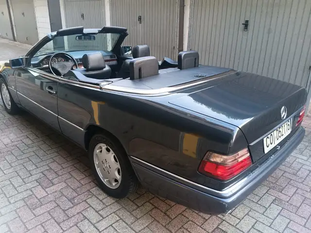 Mercedes-Benz 200 W124 Cabrio
