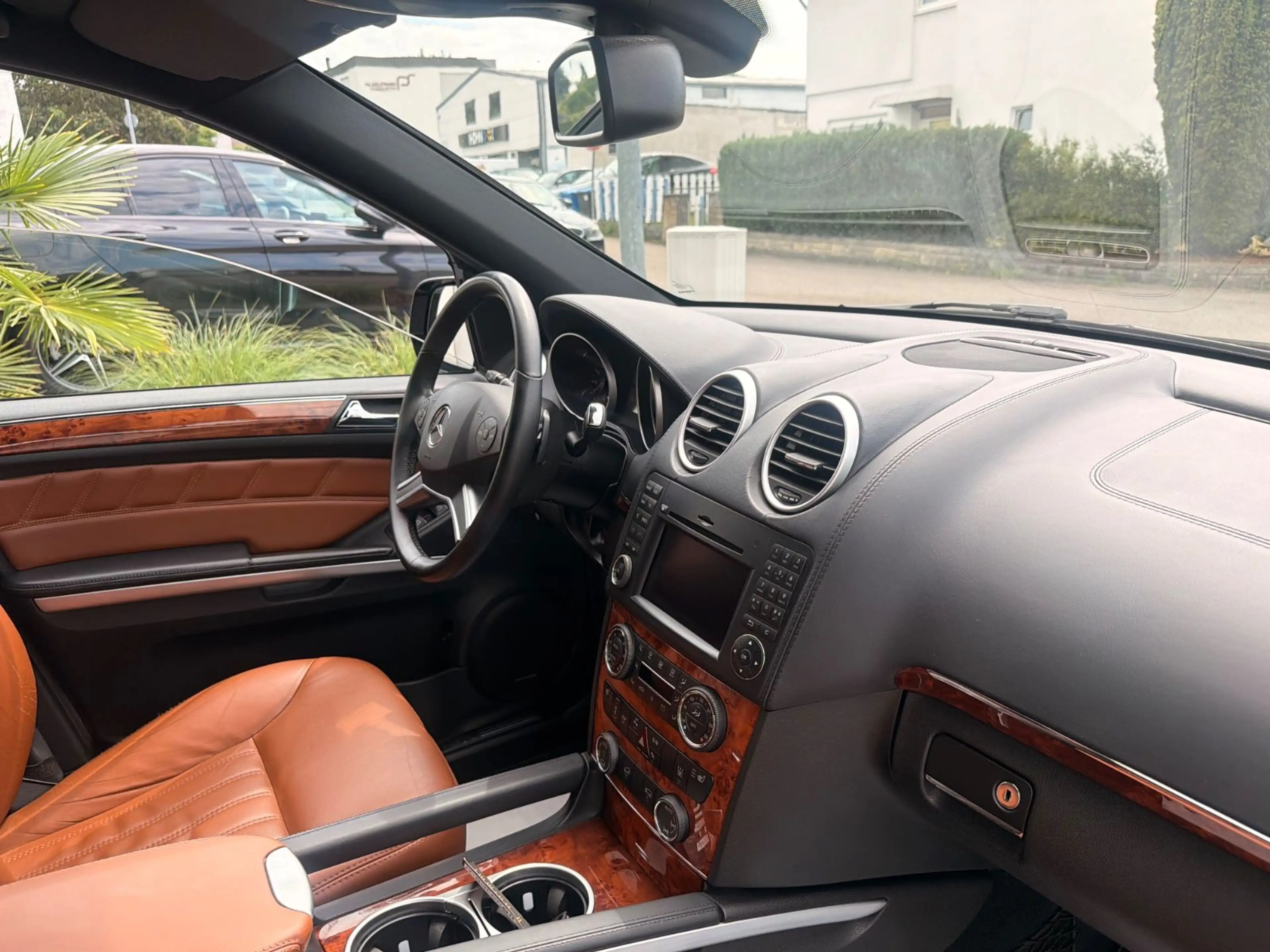 Mercedes-Benz ML 350 CDI 4Matic AMG- Paket — photo 9