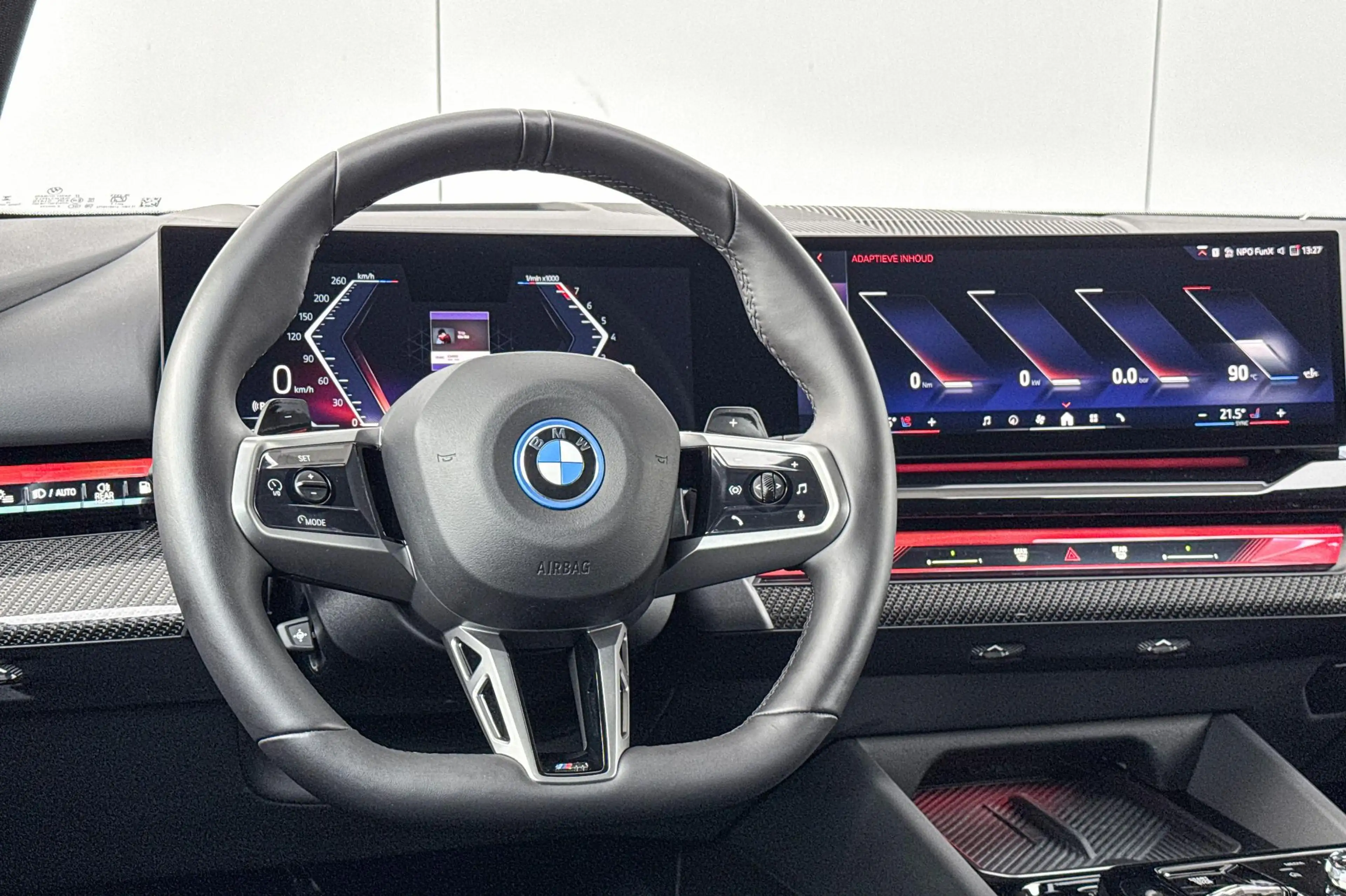 BMW 550 5 Serie Touring 550e xDrive M-Sport Pro / Bowers & — photo 15