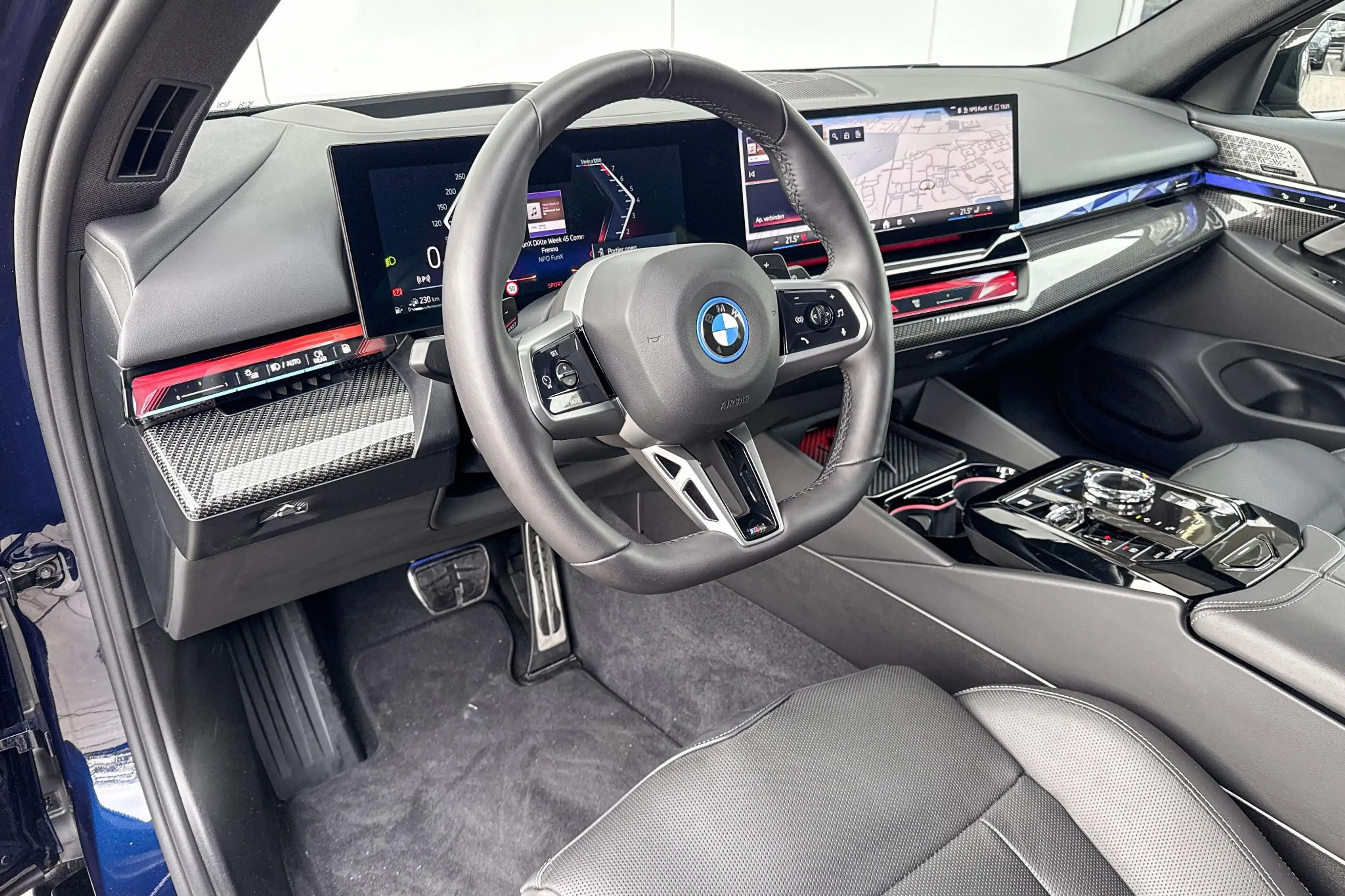 BMW 550 5 Serie Touring 550e xDrive M-Sport Pro / Bowers & — photo 5