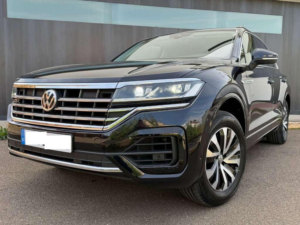 Volkswagen Touareg 3.0TDI V6 R-Line Tiptronic 4Motion 210kW - foto 1