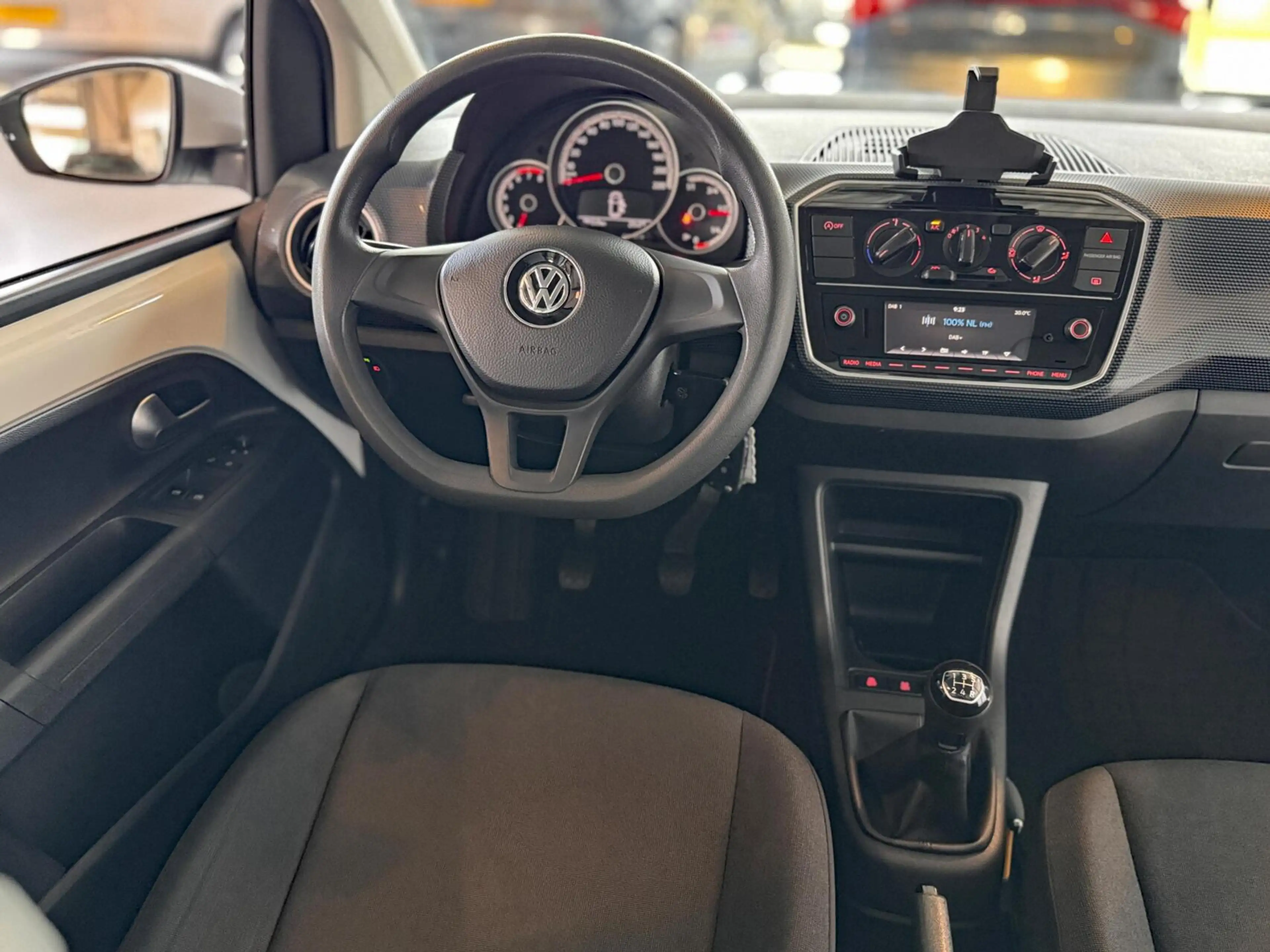 Volkswagen up! 1.0 BMT move up! — photo 2
