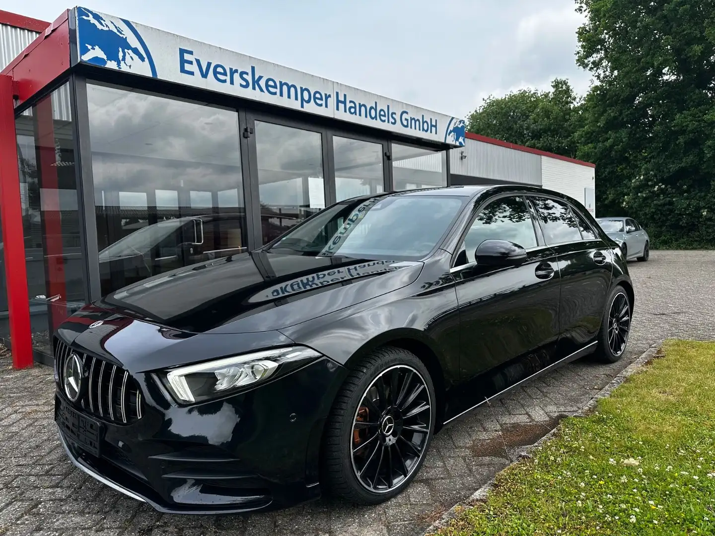 Mercedes-Benz A 200 - Umbau A35 AMG Optik / Sportabgas. Zwart - 2